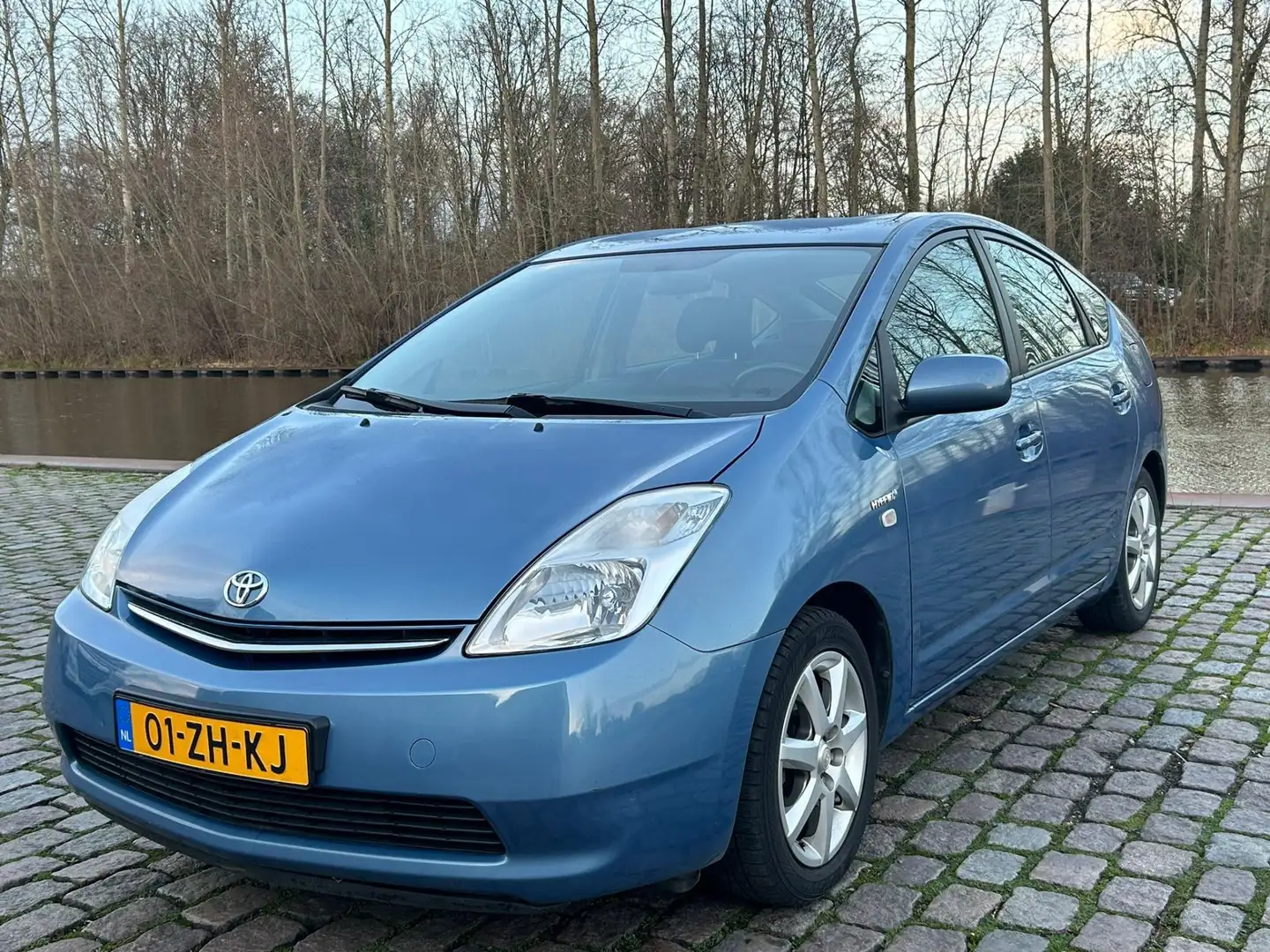 Toyota Prius 1.5 VVT-i Comfort 2e eigenaar dealer onderhouden a Синій - 2