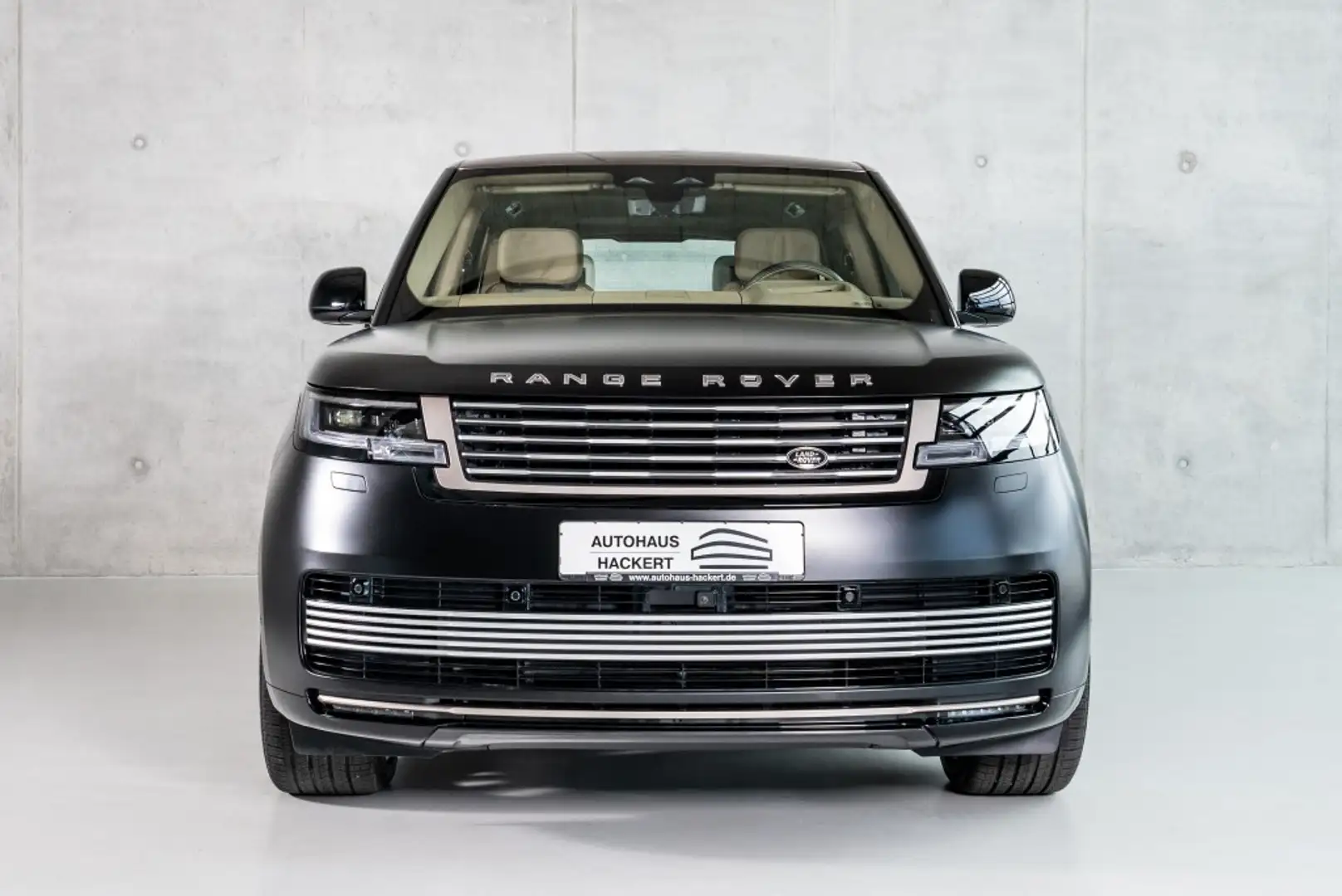 Land Rover Range Rover LWB Panorama 23 On Stock! Zwart - 2