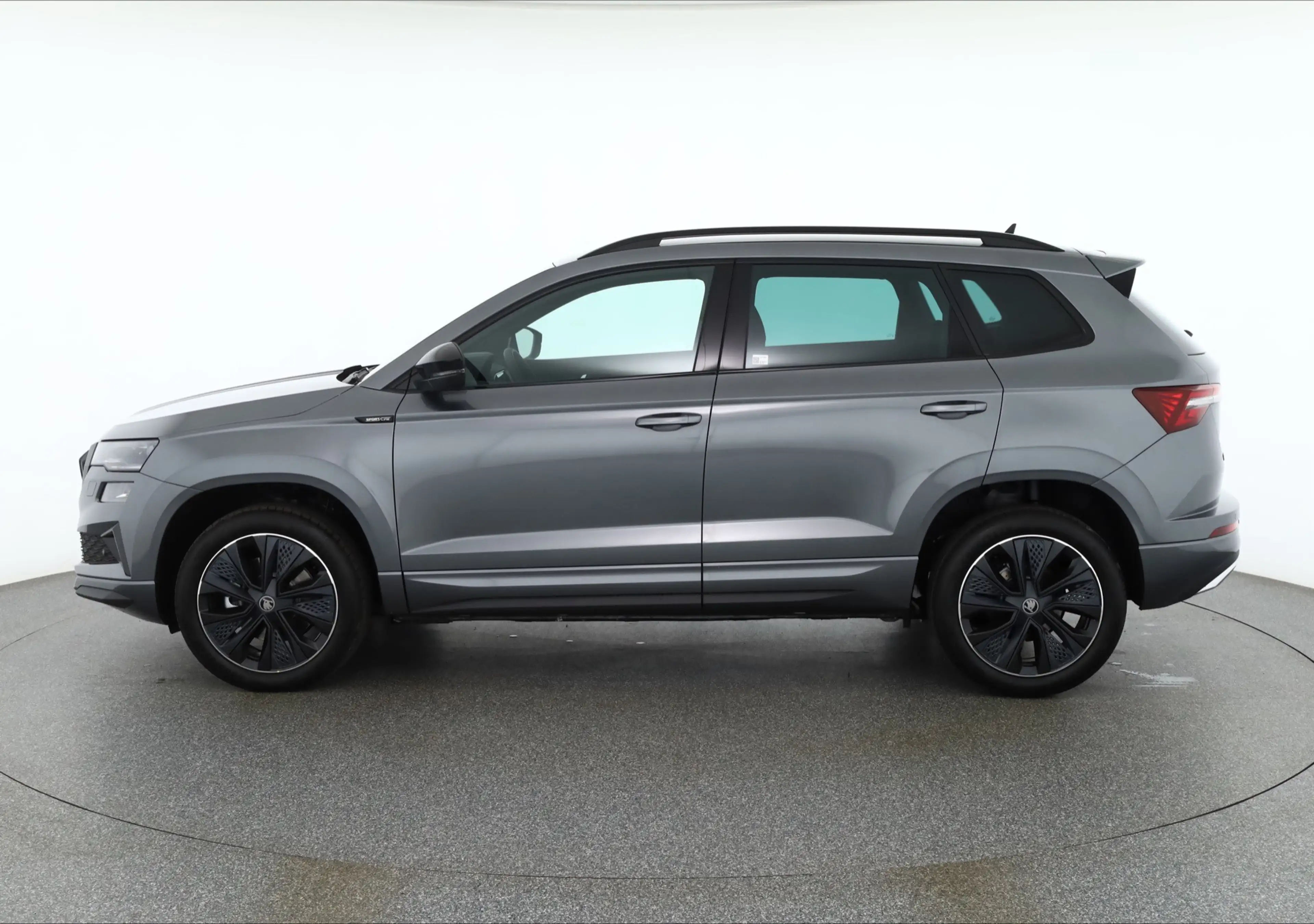 Skoda Karoq Sportline 1.5 TSI DSG Matrix ACC AHK Navi — photo 2