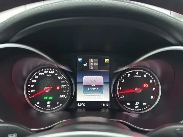 Mercedes-Benz C Class view 13