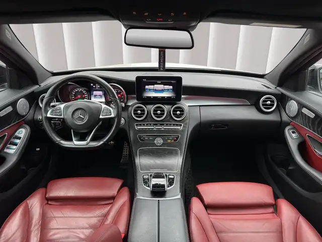 Mercedes-Benz C Class view 11