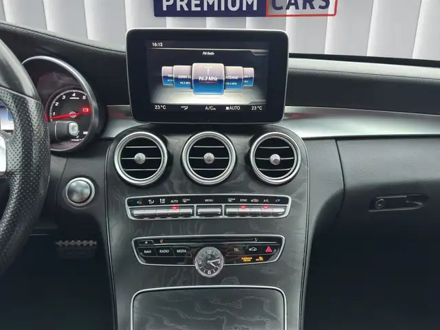 Mercedes-Benz C Class view 14