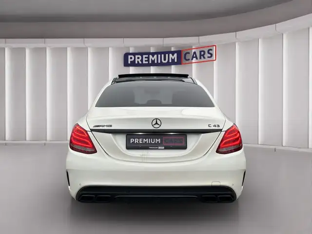 Mercedes-Benz C Class view 4