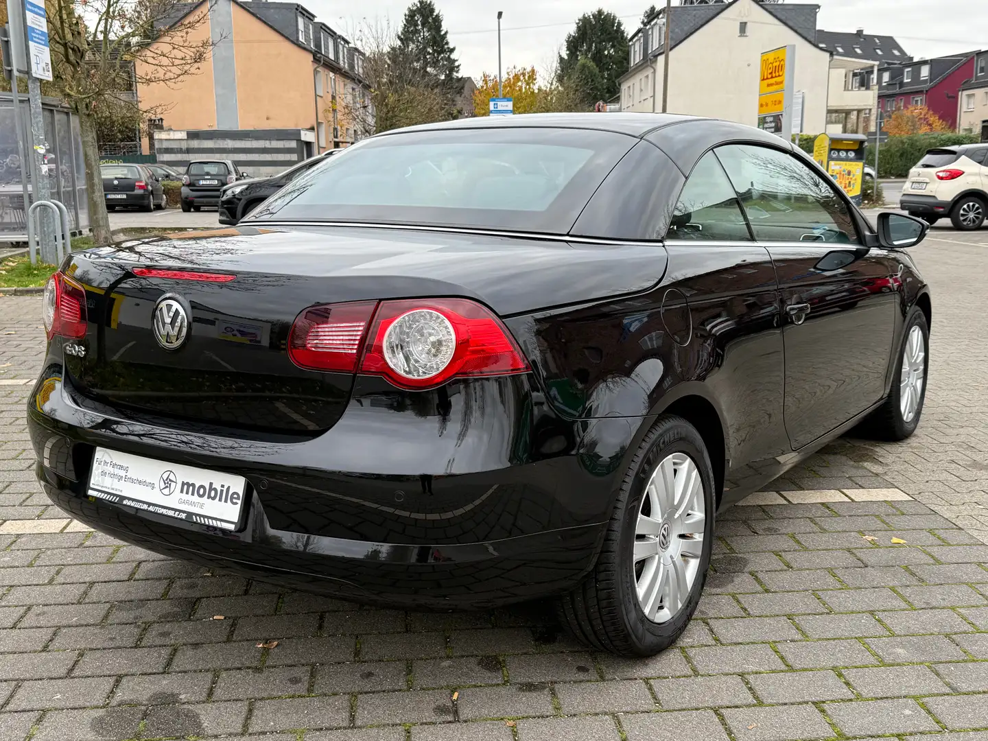 Volkswagen Eos 1.4*NAVI*Leder*PDC*GRA*ALU*1.Vorb.*SHZ*Glasdach*SH Schwarz - 2