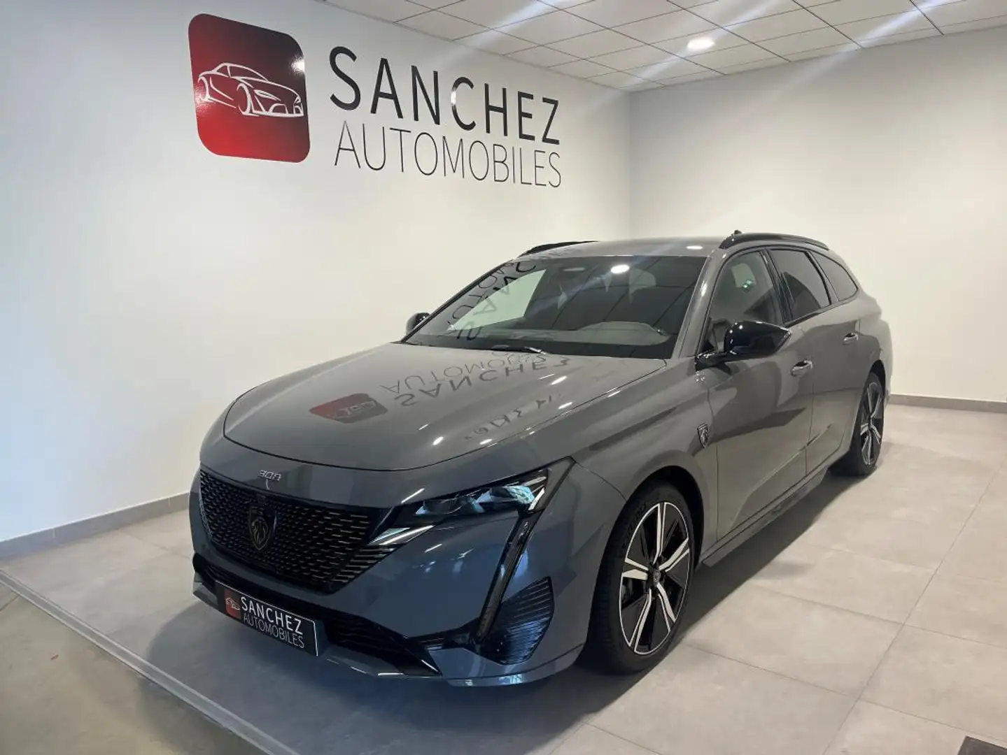 Peugeot Egyéb III 1.5 BLUEHDI 130 EAT8 GT Szürke - 1