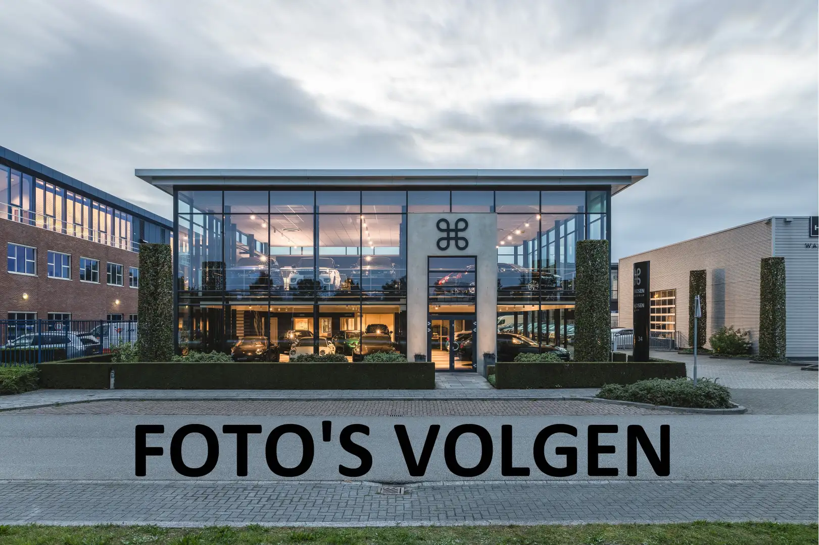 Volvo EX30 Single Motor Extended Range Ultra 69 kWh -Pano-Stu Zwart - 1