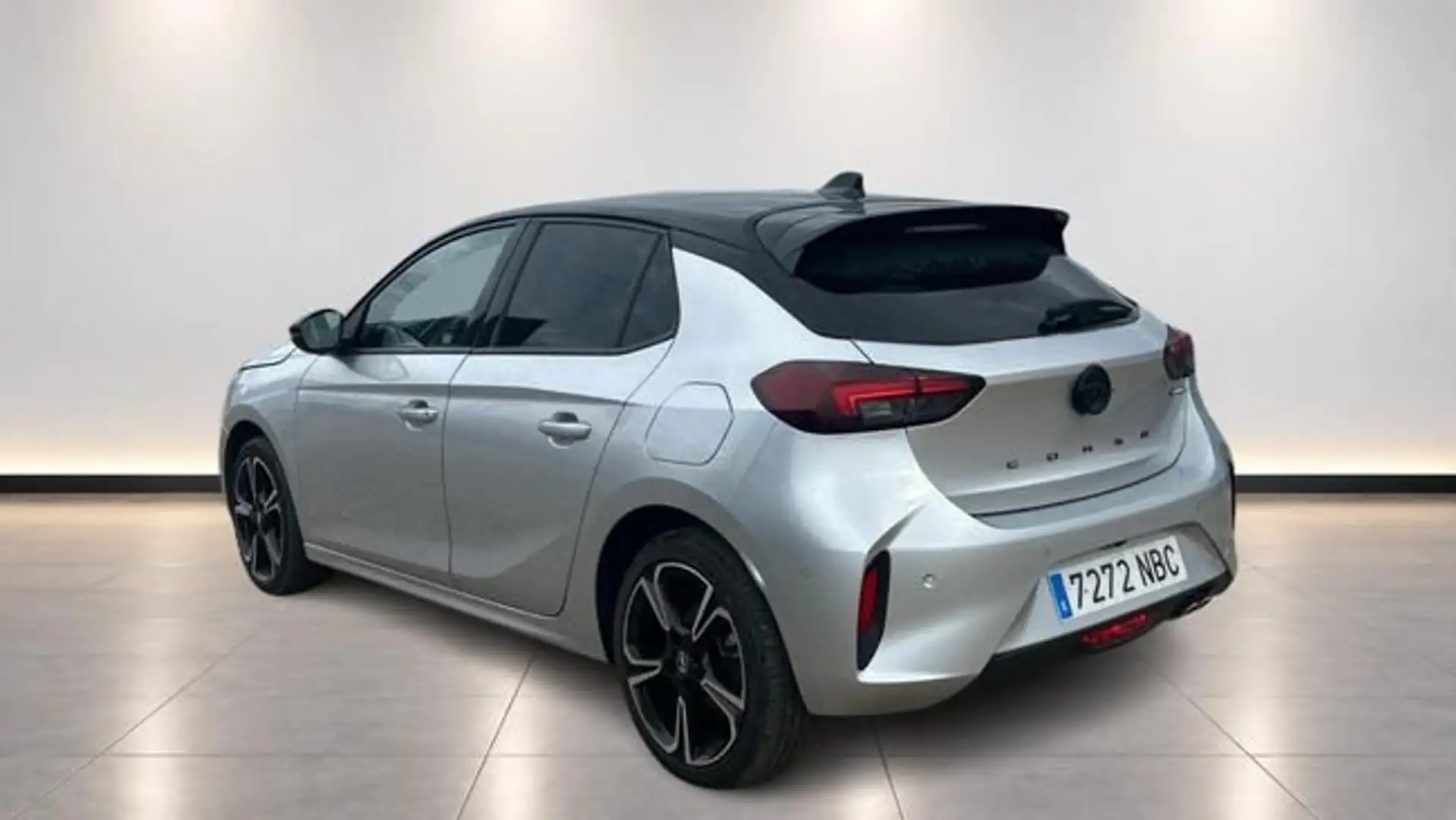 Opel Corsa 1.2T XHT HYBRID 100KW GS EDCT 136 5P Plateado - 2
