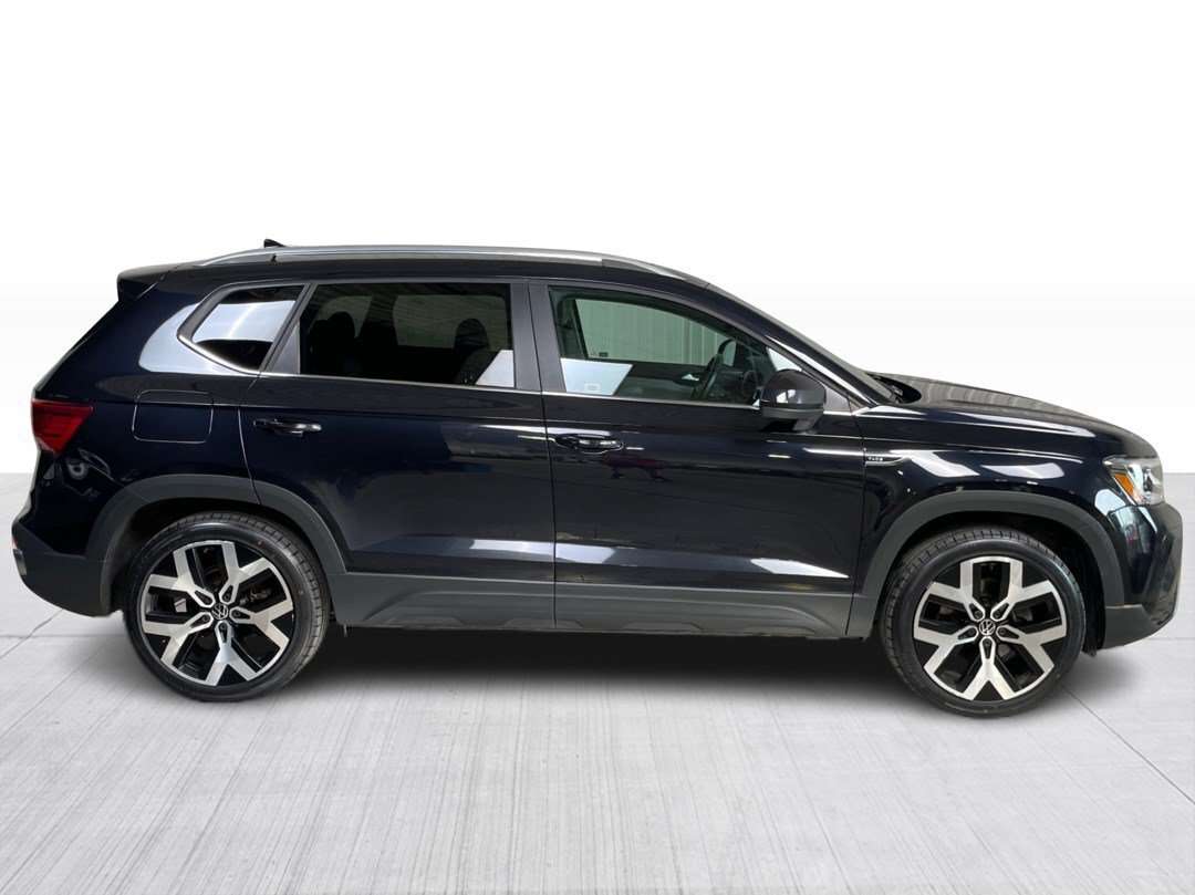 2022 Volkswagen Taos HighlineAWD Cuir Toit Mags Sièges chauffants Camér — снимка 1