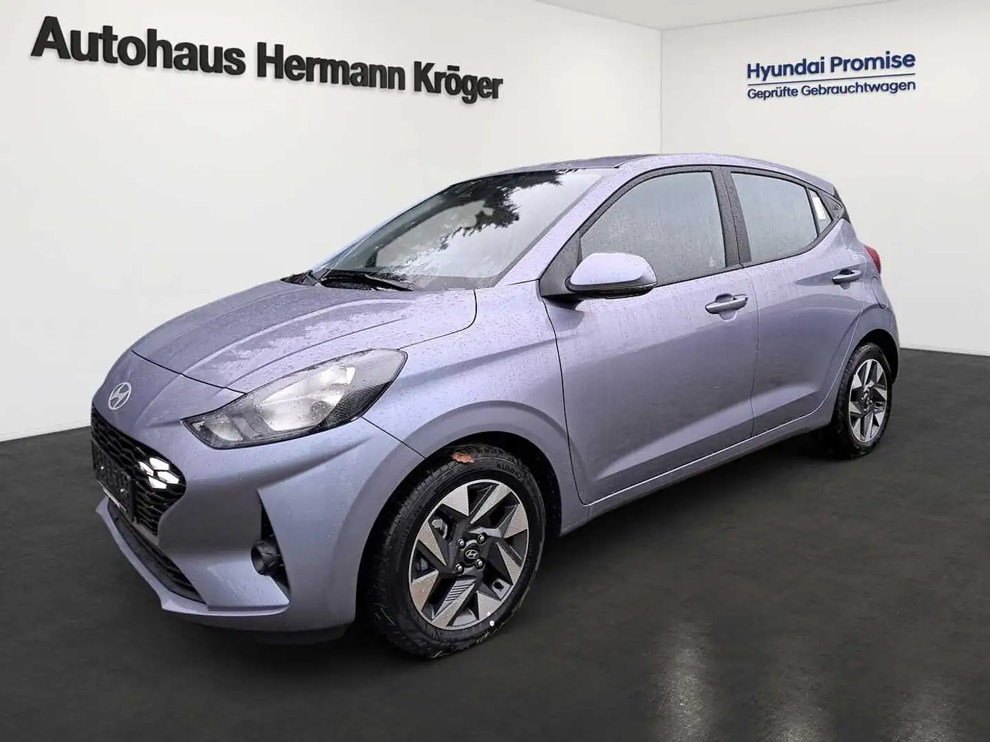Hyundai i10 1.0 Trend Navi/R.Kamera/Sitzheizung/KlimaAT uvm Bleu - 1