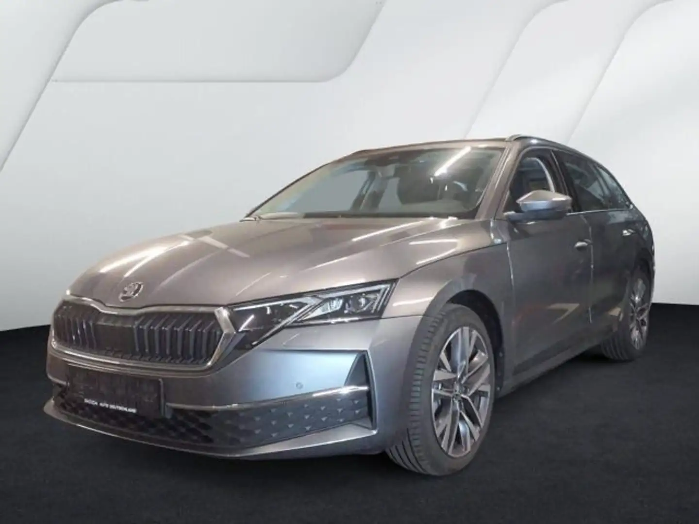 Skoda Octavia Combi 1.5 eTSI DSG Selection AHK Pano Grau - 2