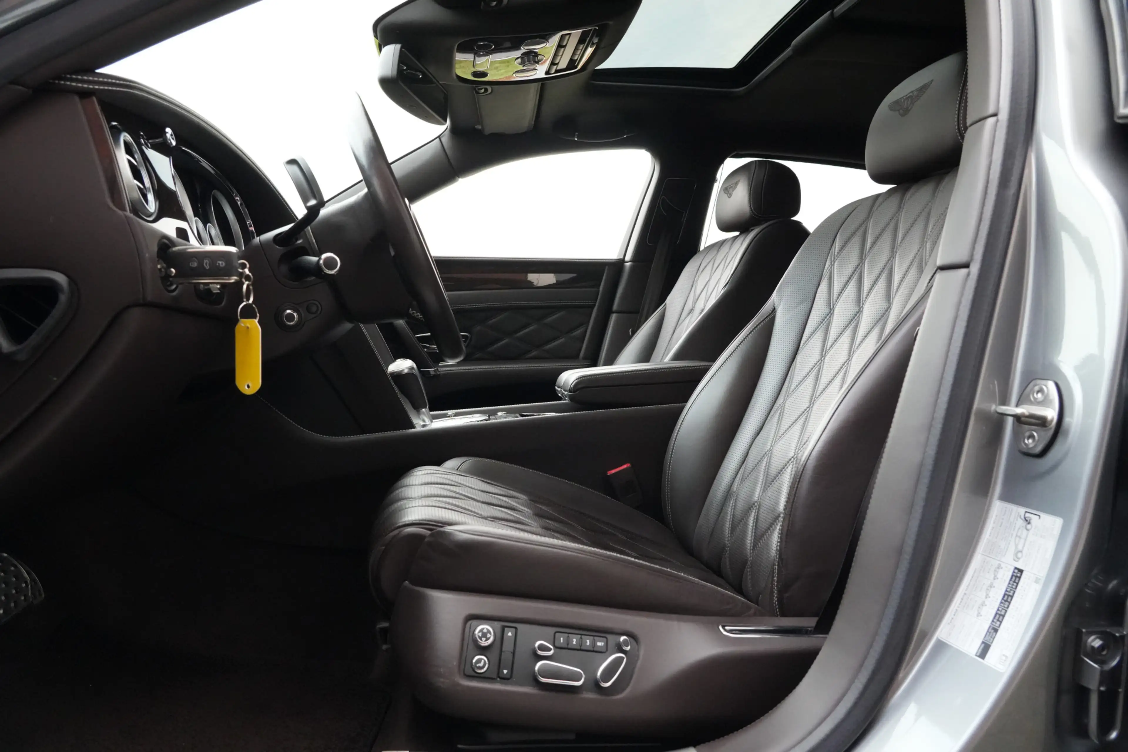 Bentley Flying Spur 6.0 W12 626pk Panoramadak/Navigatie/Camera — photo 11