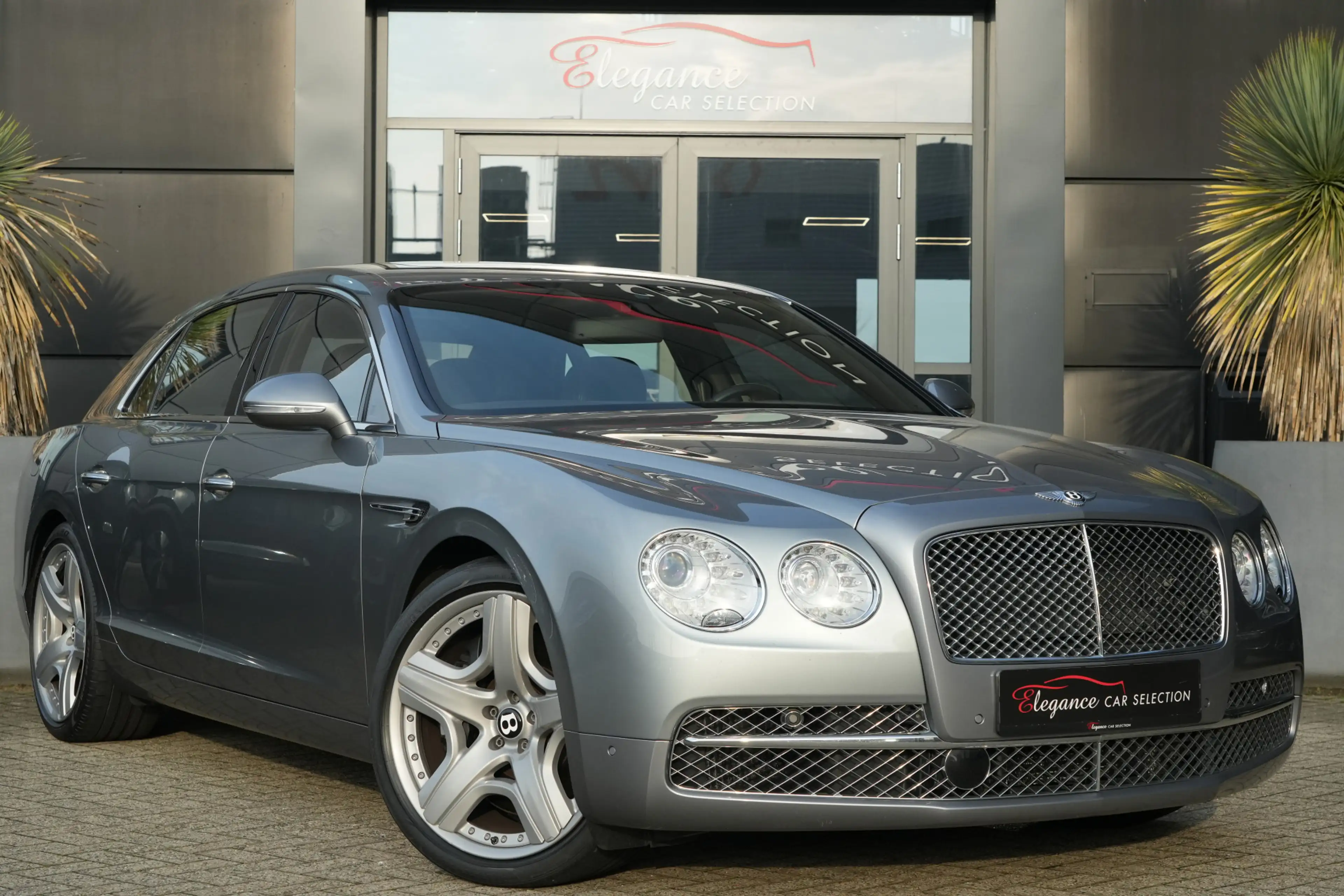 Bentley Flying Spur 6.0 W12 626pk Panoramadak/Navigatie/Camera — photo 8