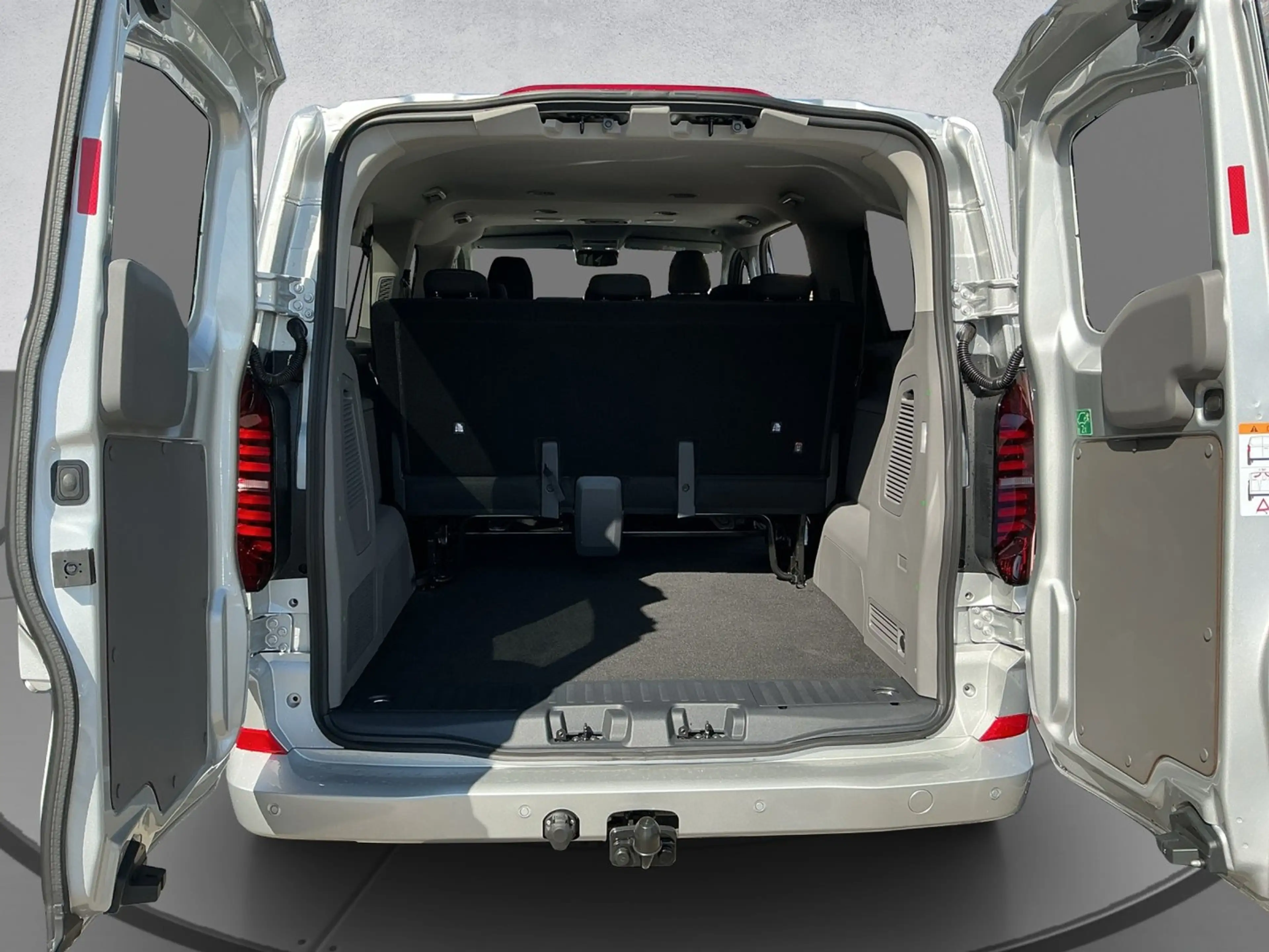 Volkswagen T7 Caravelle VW T7 Caravelle Life LR TDI 4MOTION — photo 13