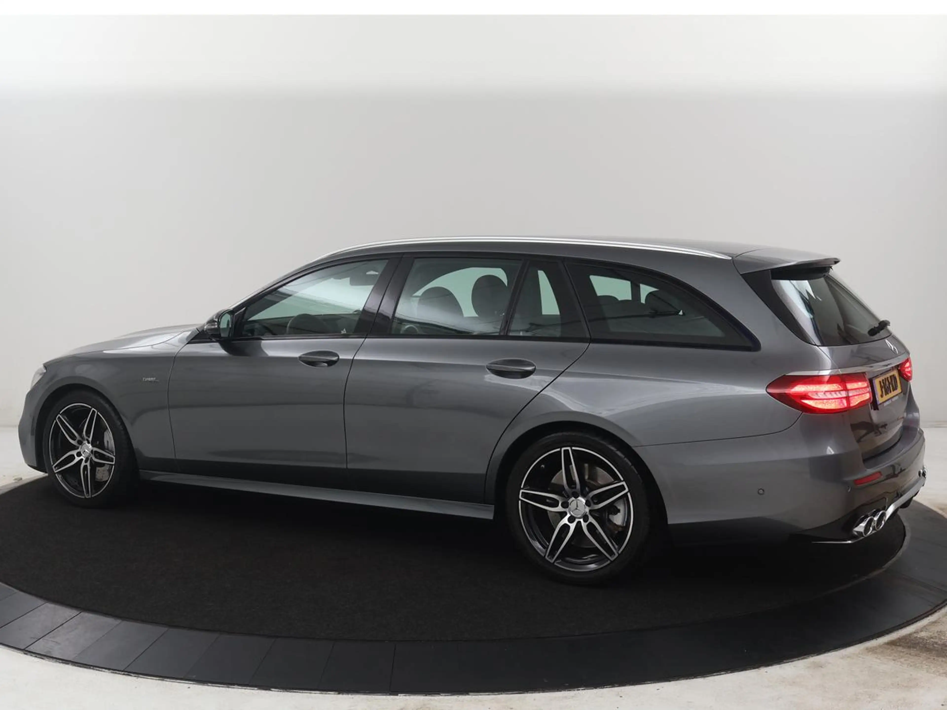 Mercedes-Benz E 53 AMG Estate 4MATIC Premium Plus | Panoramadak | Leder/a — photo 2