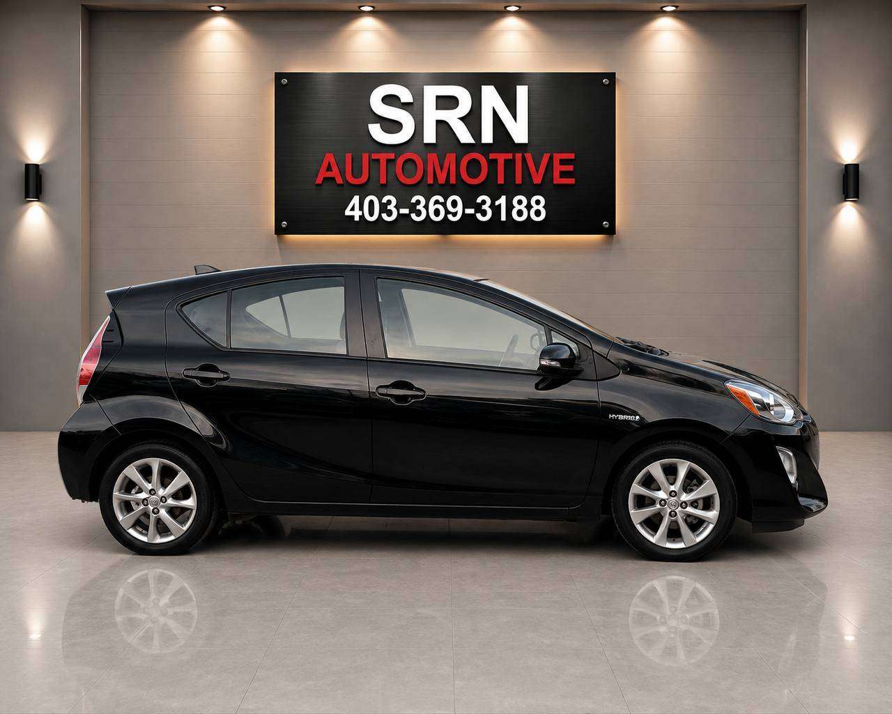 2016 Toyota Prius c Technology — снимка 1