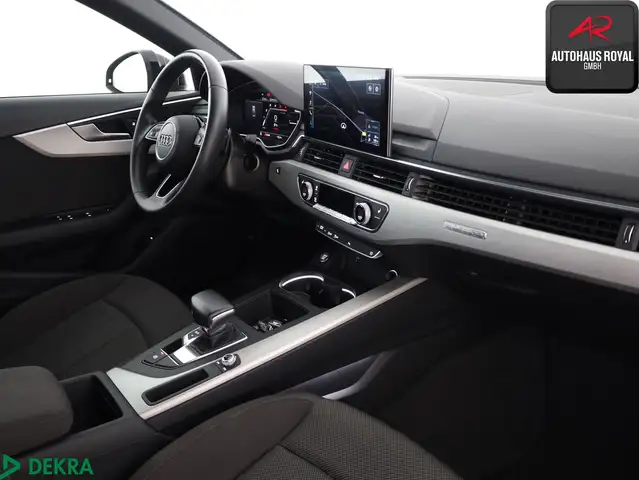 Audi A4 view 10