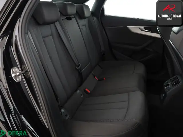 Audi A4 view 12