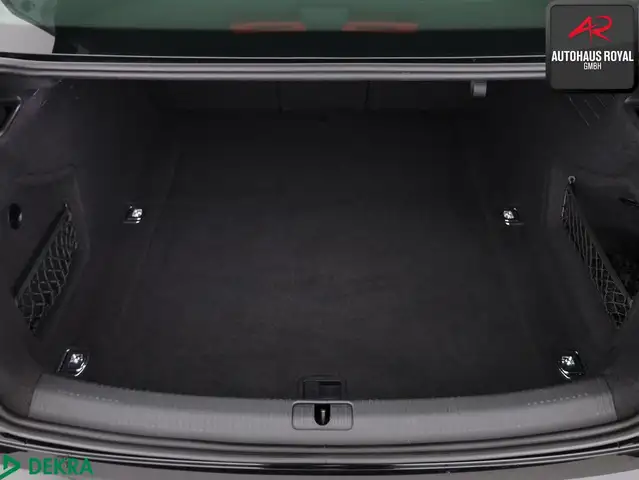 Audi A4 view 13