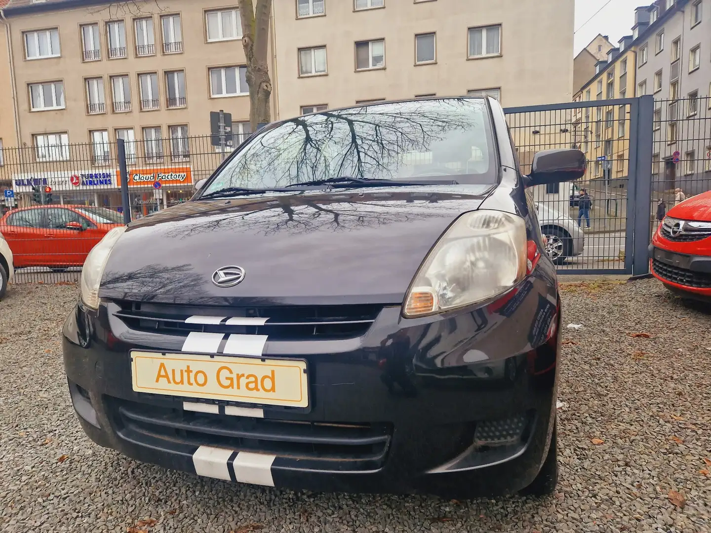 Daihatsu Sirion Sirion 1.3 Schwarz - 1