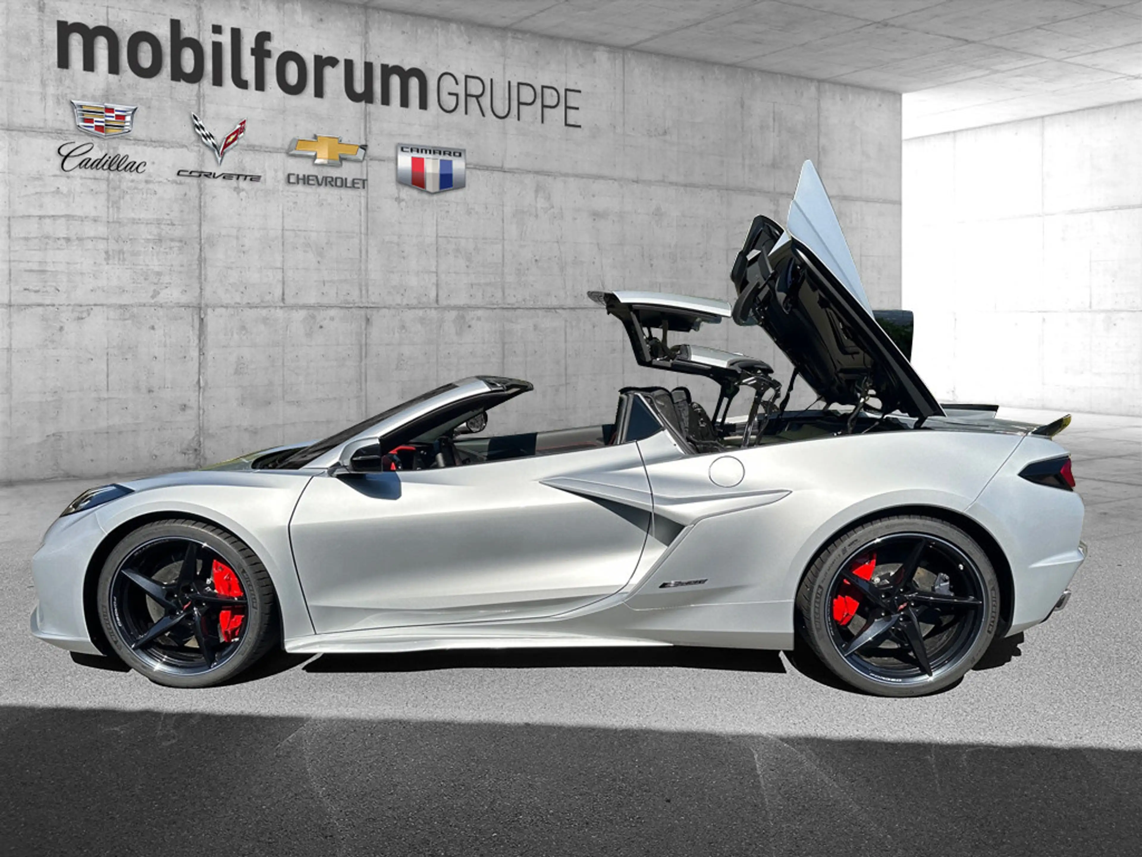 Corvette C8 E-RAY Convertible 6.2L V8 Allrad — photo 6