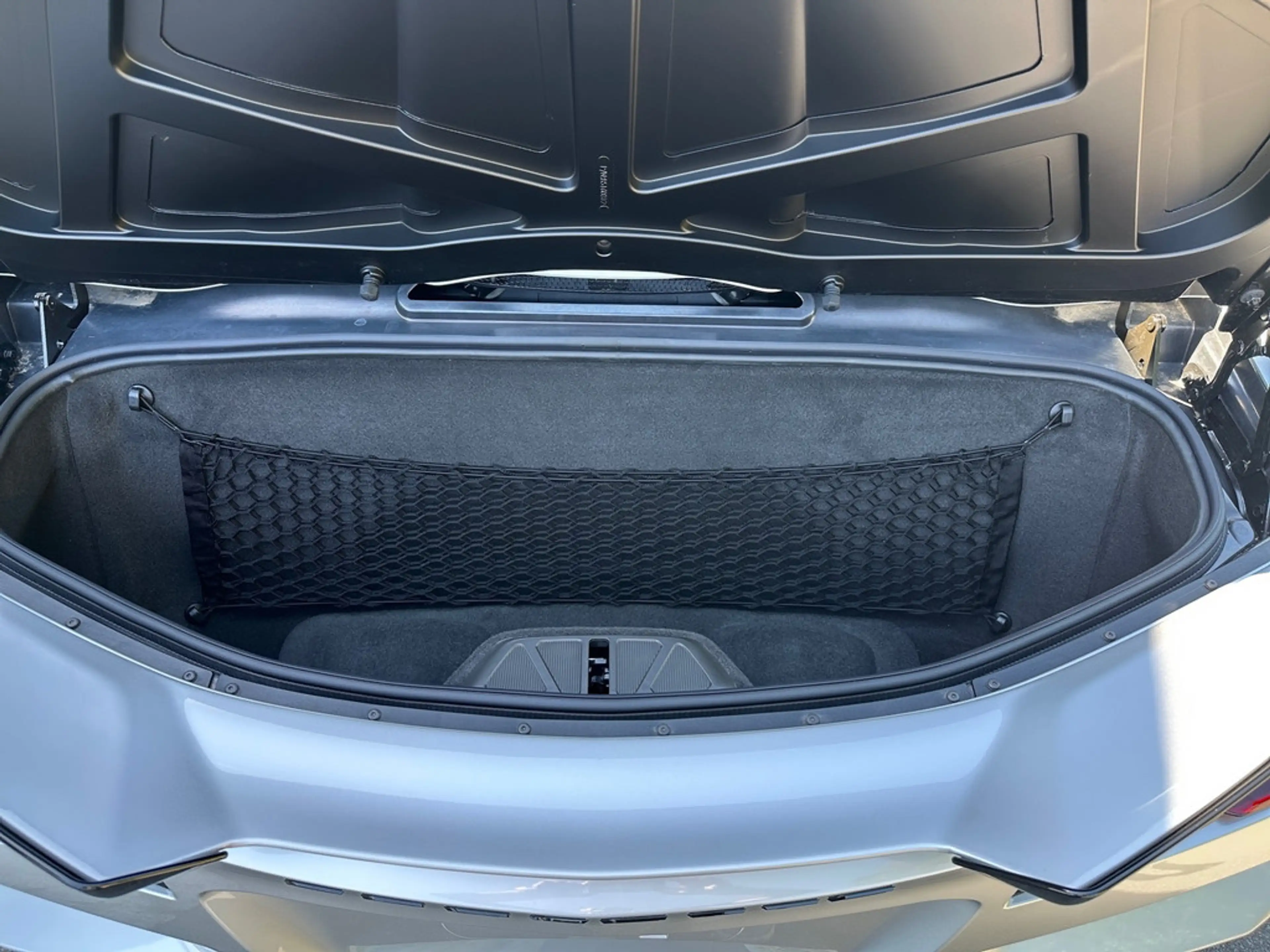 Corvette C8 E-RAY Convertible 6.2L V8 Allrad — photo 33
