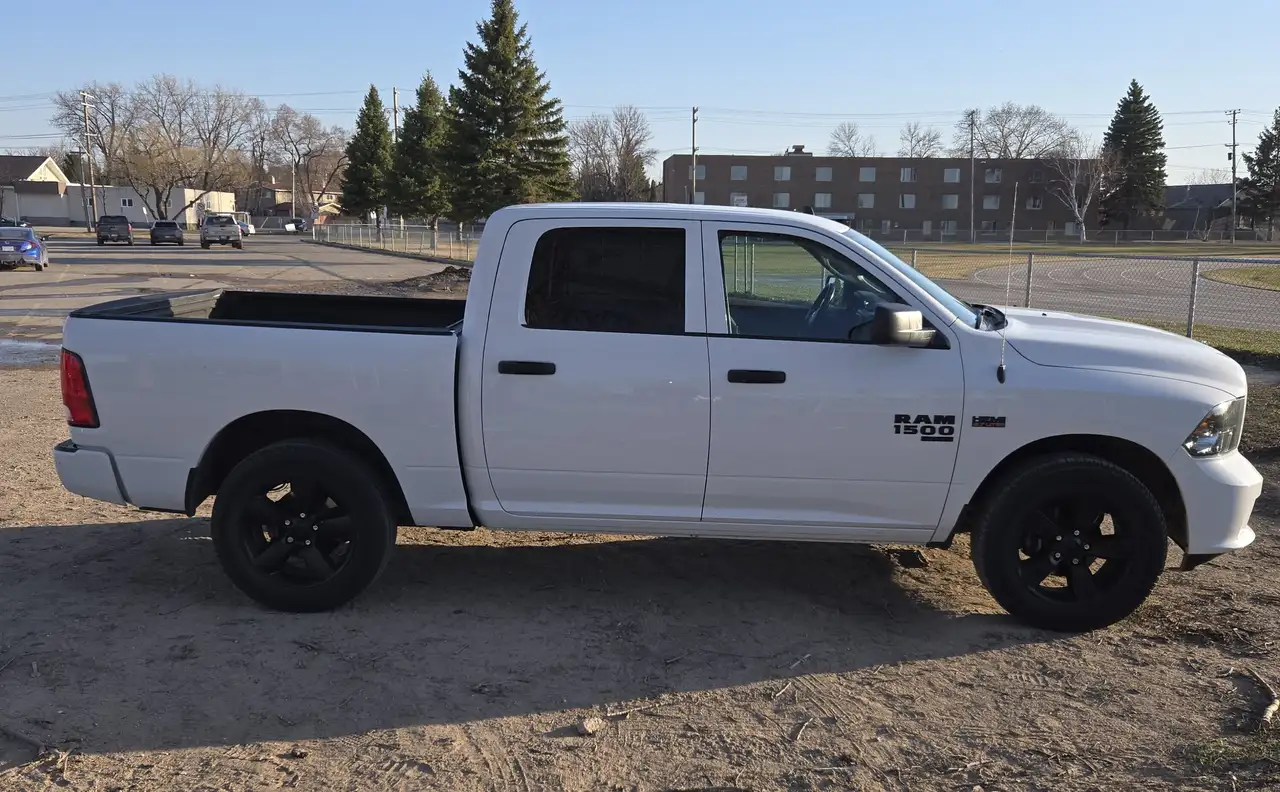 Dodge RAM снимка Dodge RAM