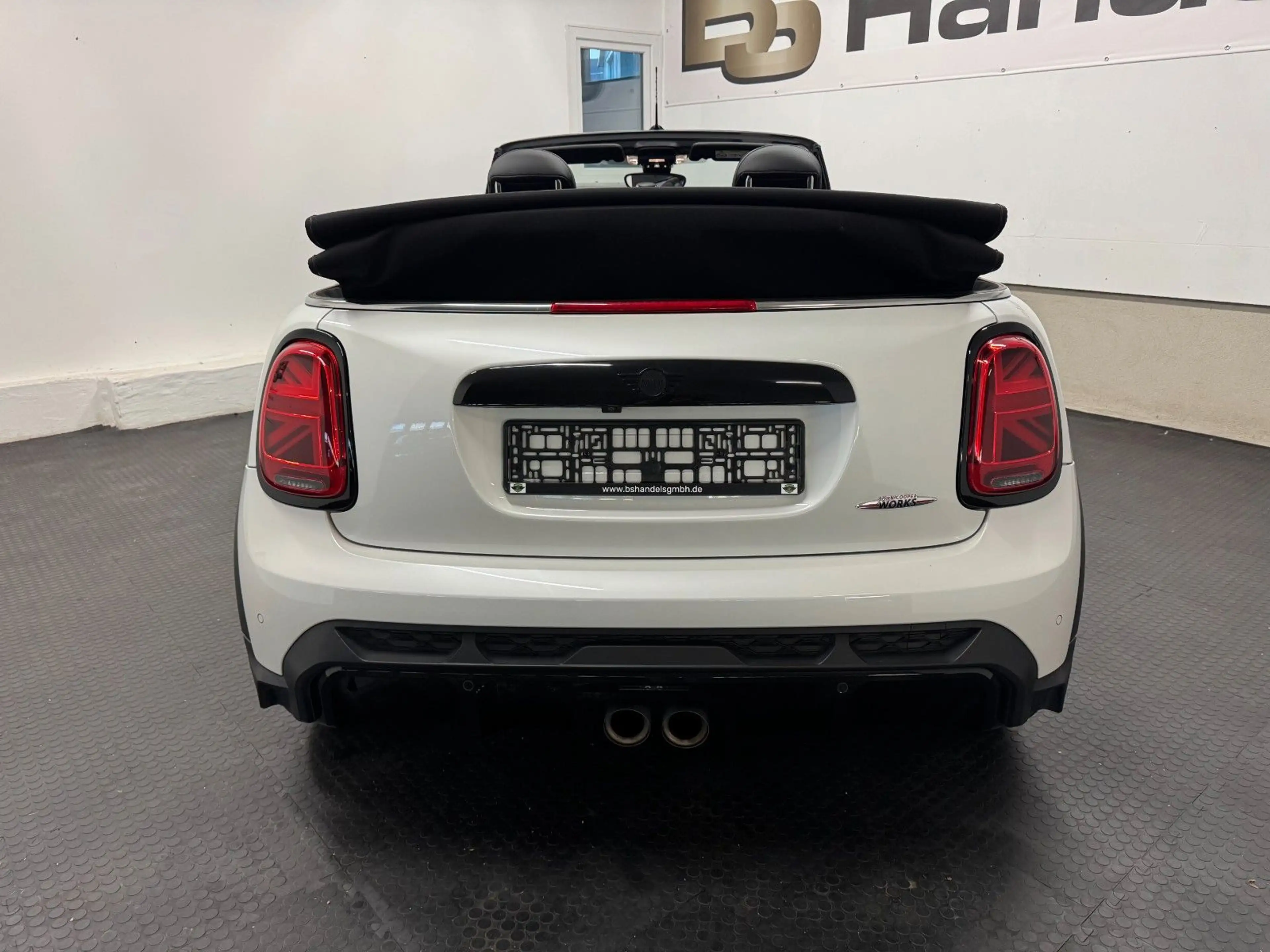 MINI John Cooper Works Cabrio JOHN_COOPER_WORKS Cabrio*HuD*H6K*KAMERA*LED* — photo 9