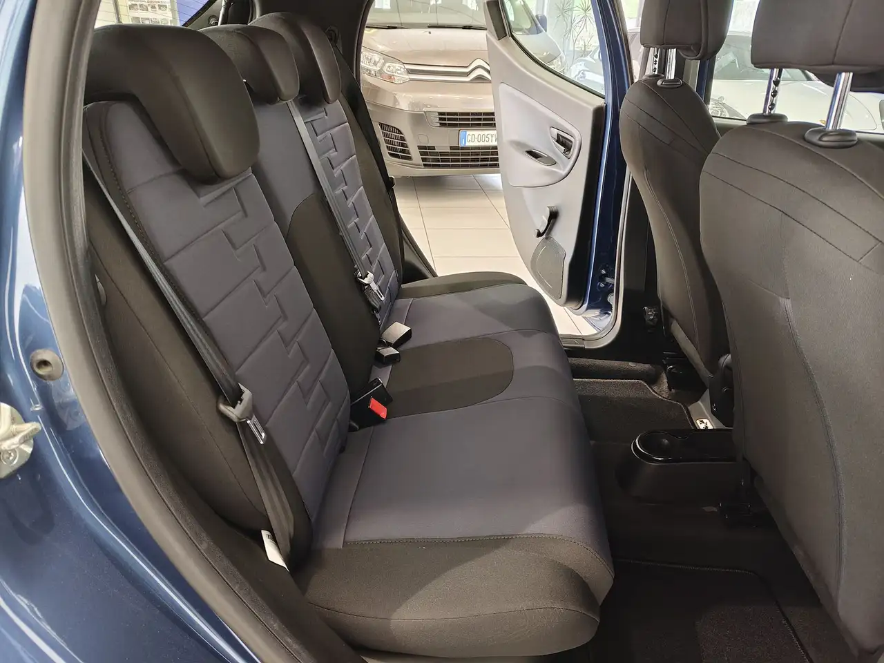 Lancia Ypsilon 2024