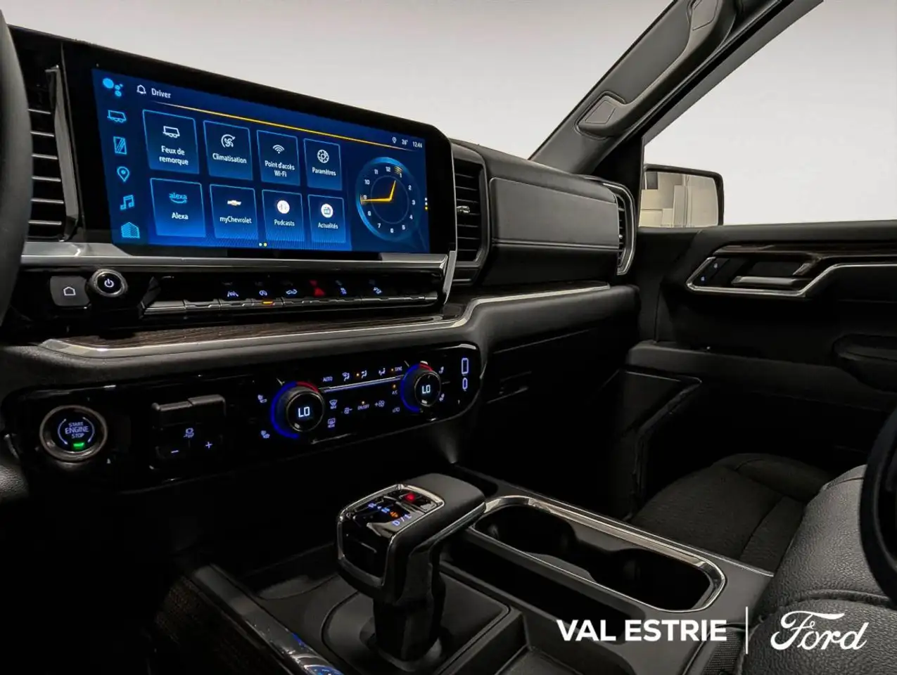 Chevrolet Silverado 1500 photo Chevrolet Silverado 1500