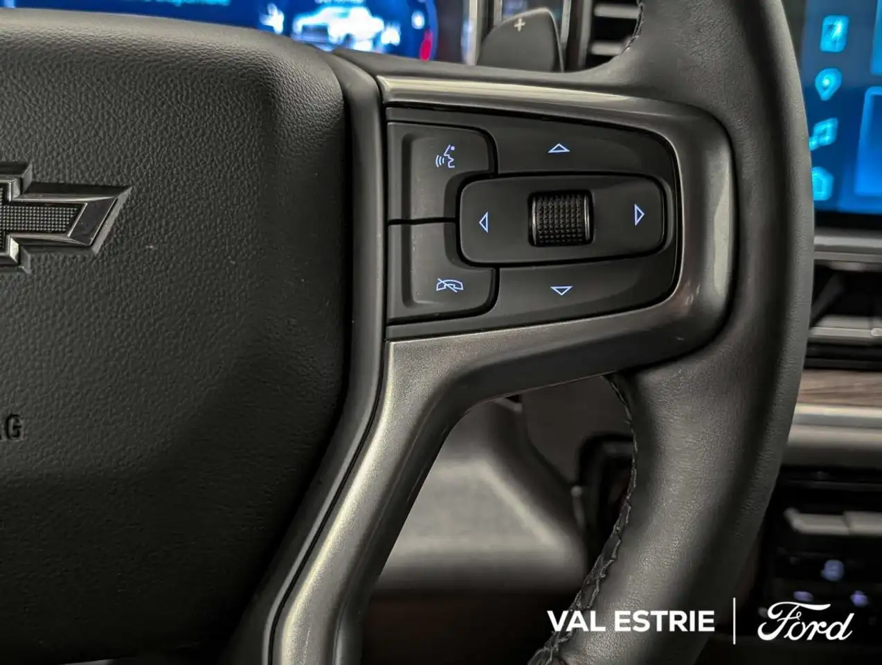 Chevrolet Silverado 1500 photo Chevrolet Silverado 1500