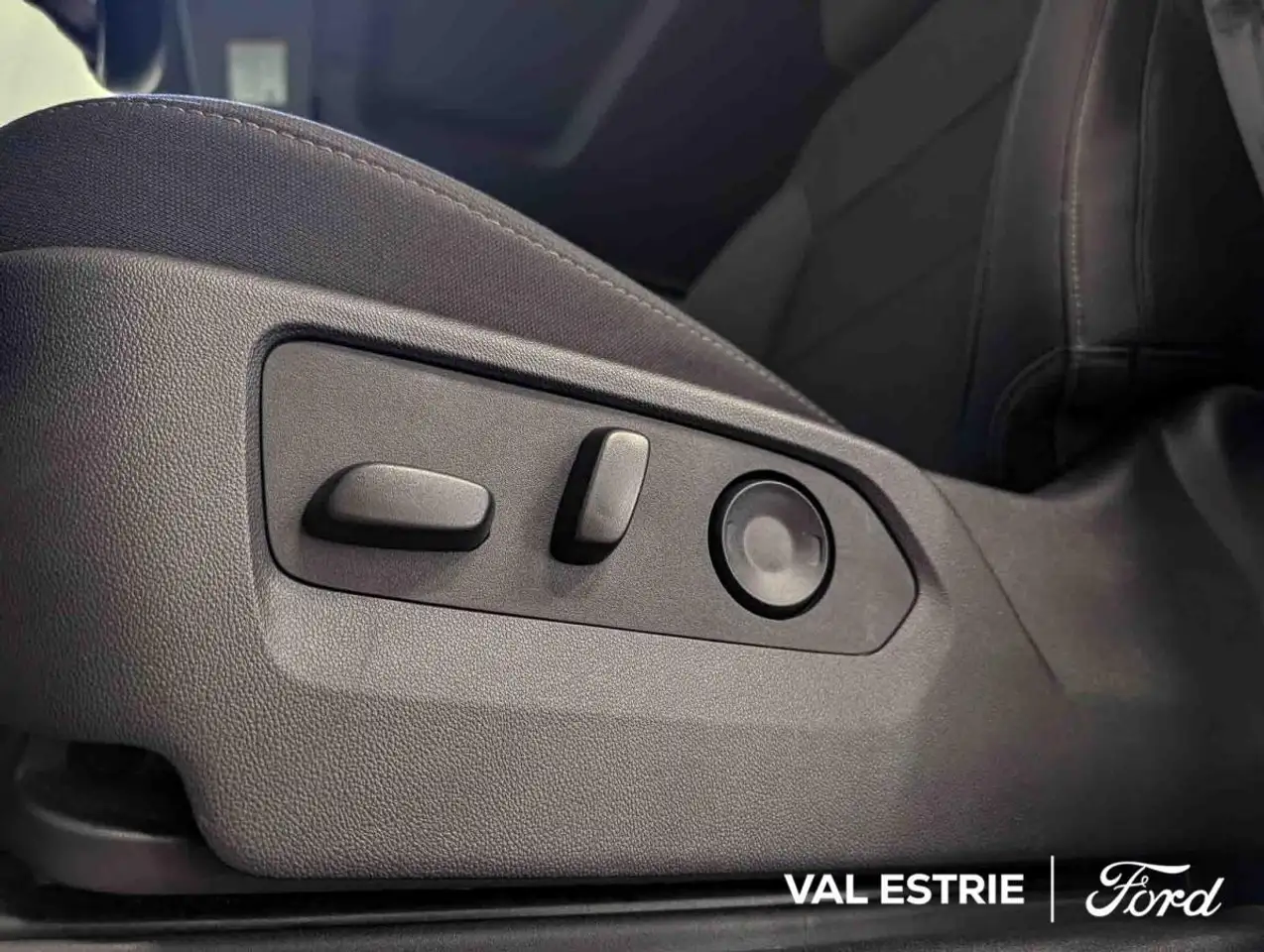Chevrolet Silverado 1500 photo Chevrolet Silverado 1500