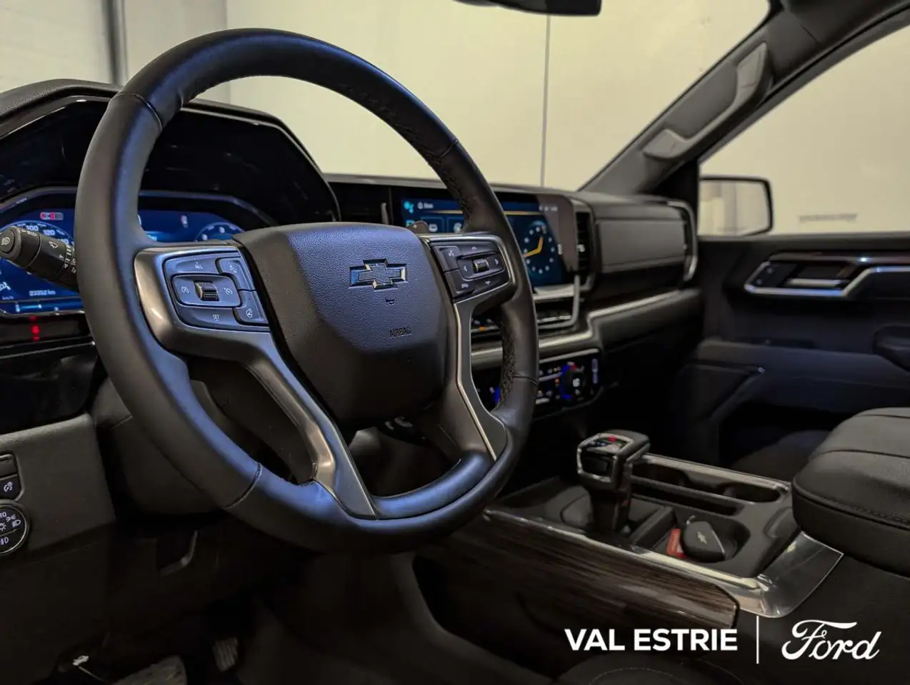 Chevrolet Silverado 1500 photo Chevrolet Silverado 1500