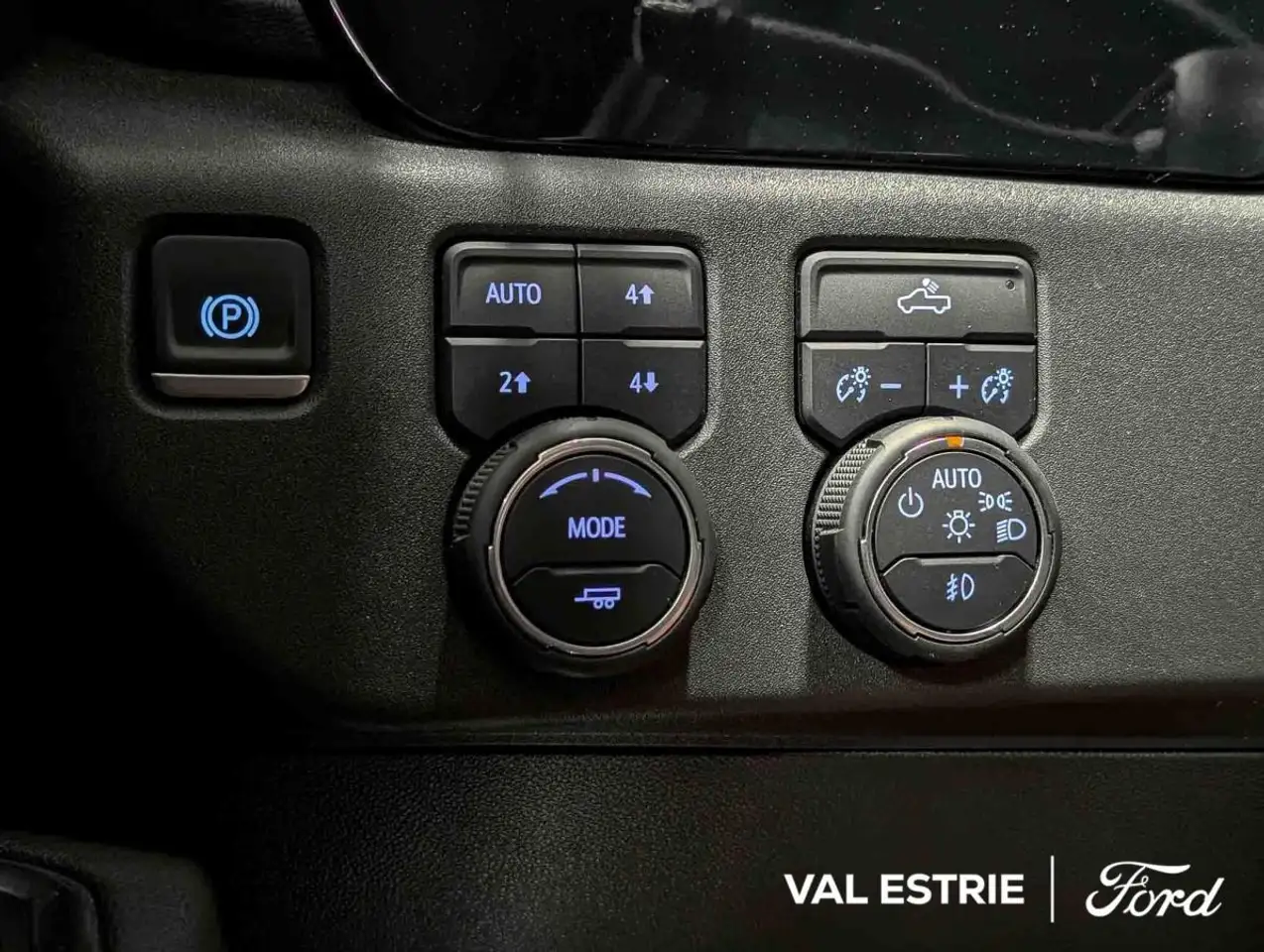 Chevrolet Silverado 1500 photo Chevrolet Silverado 1500