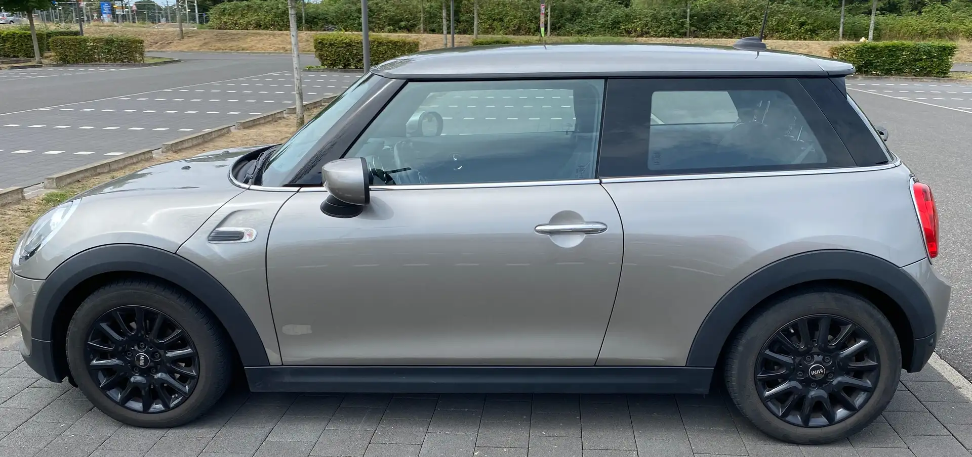 MINI One Mini One Blackyard DKG Automatik Klima. 16" LM PDC Silver - 1