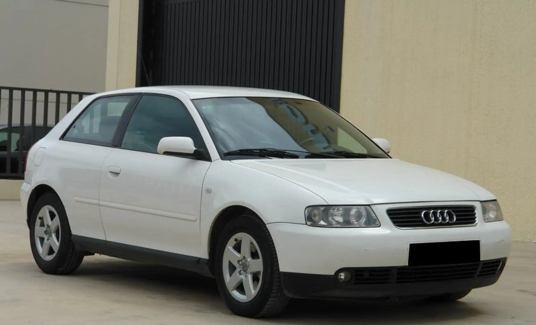 Audi A3 A3 1.9TDI Ambition 130 Ambition Blanco - 1