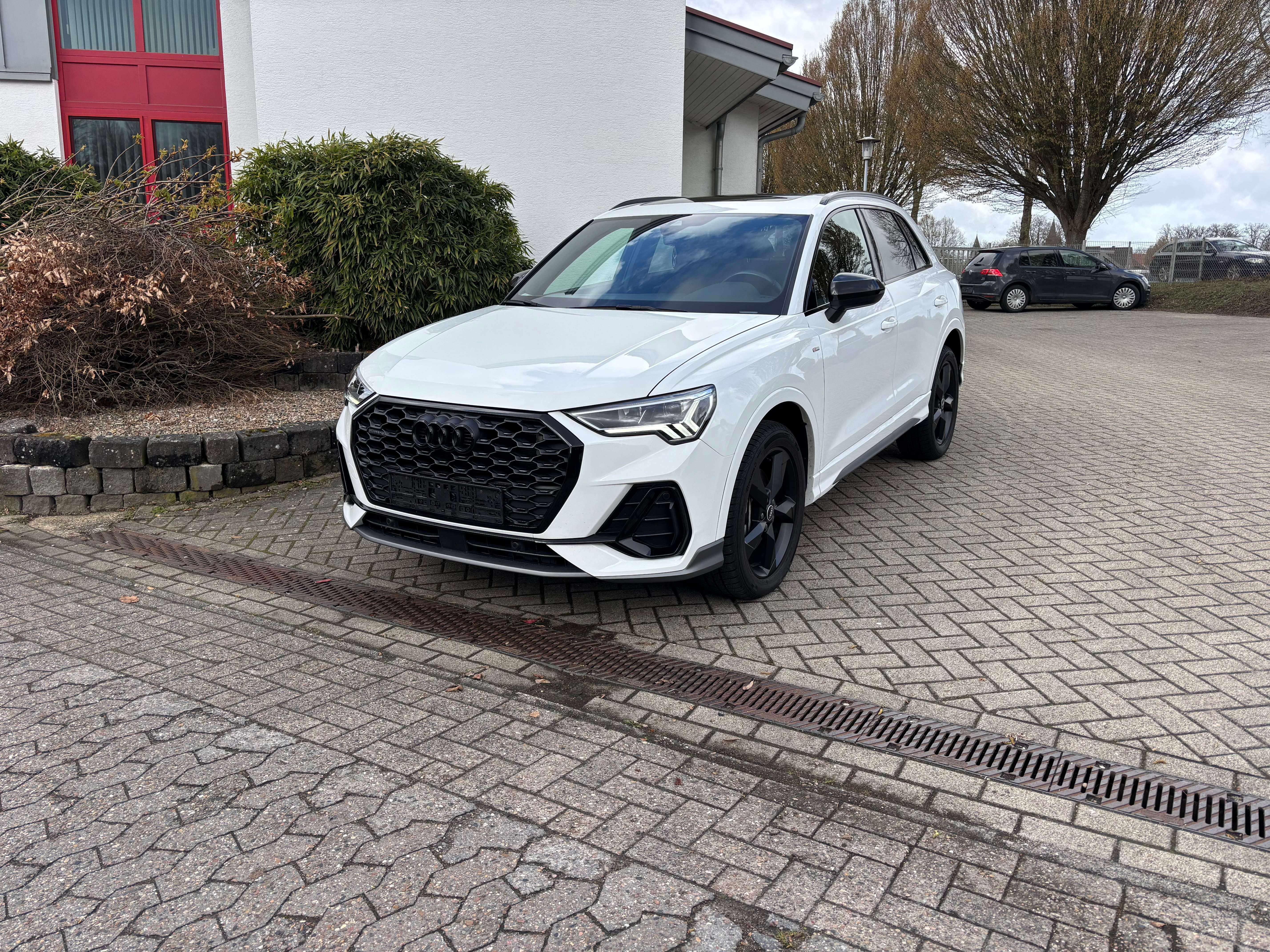 Second hand Audi Q3 2.0