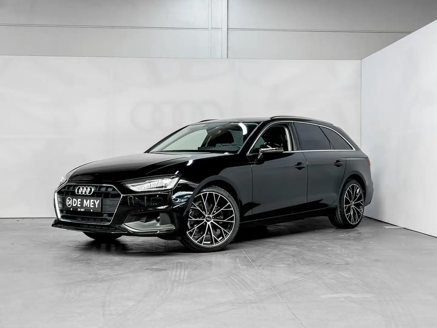 Audi A4 Avant 35 TFSI S-TRONIC 150PK / GPS / PDC AR / LED  Noir - 2
