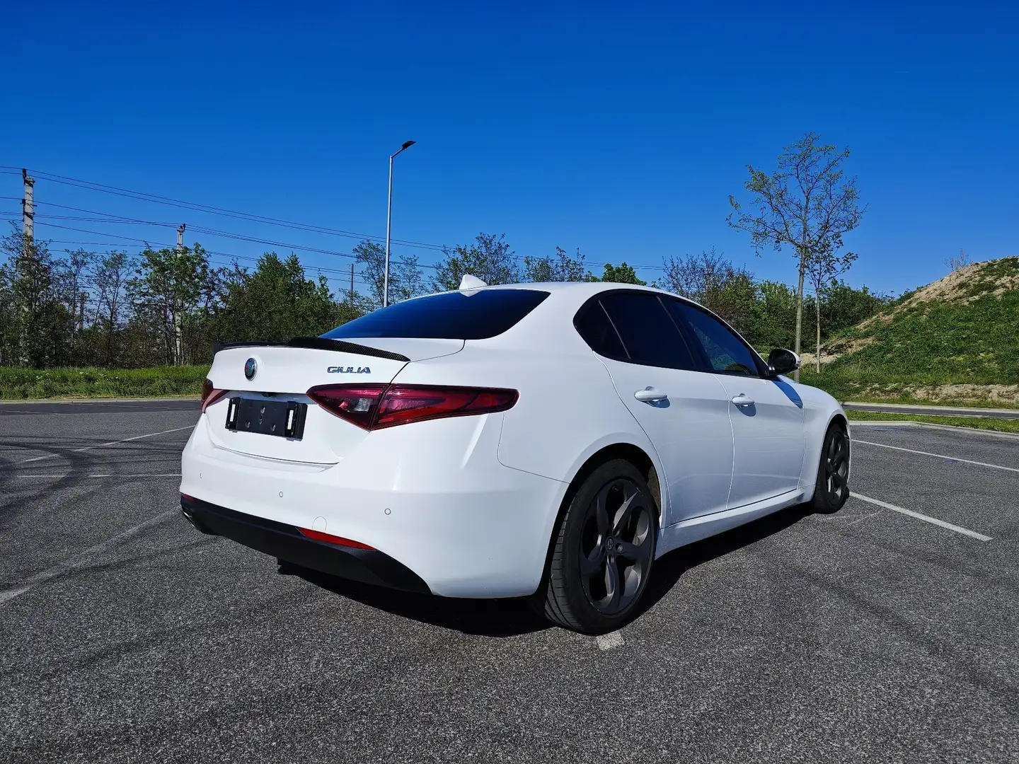 Alfa Romeo Giulia Super 2,2 150 AT RWD Bílá - 2