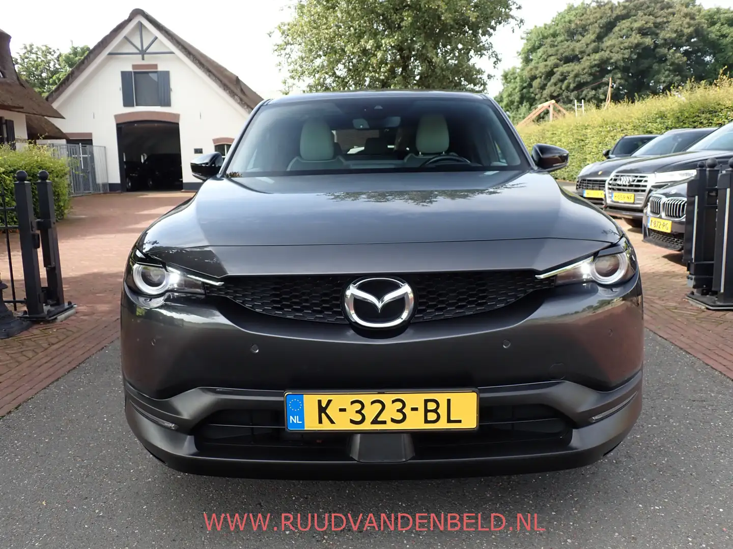 Mazda MX-30 145 First Edition 36kWh ACC/HEADUP/CAMERA/CARPLAY Grijs - 2