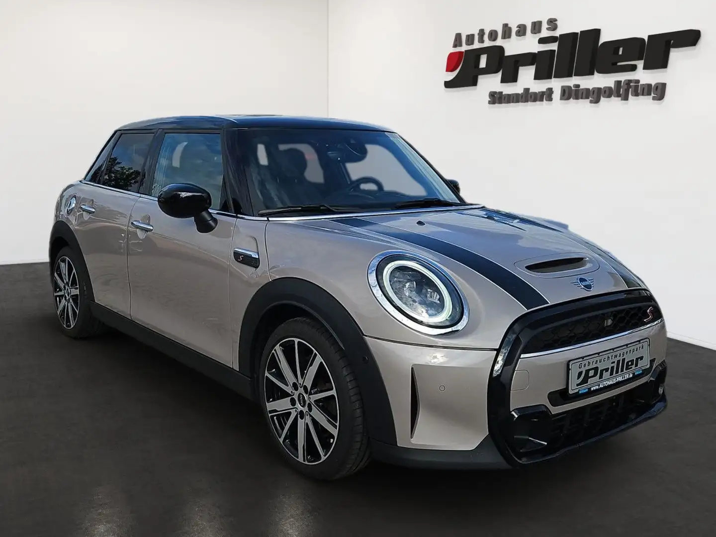 MINI Cooper S Classic Trim 5-türig/NAVI/LED/HUD/DAB/ Grau - 2
