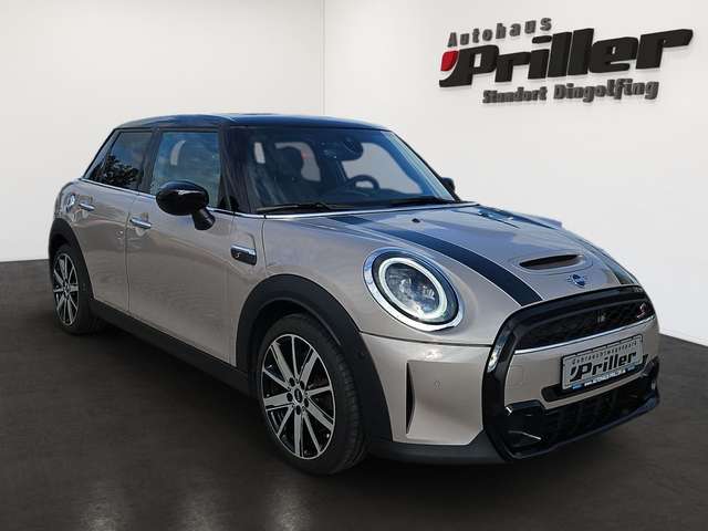 MINI Cooper S Classic Trim 5-türig/NAVI/LED/HUD/DAB/