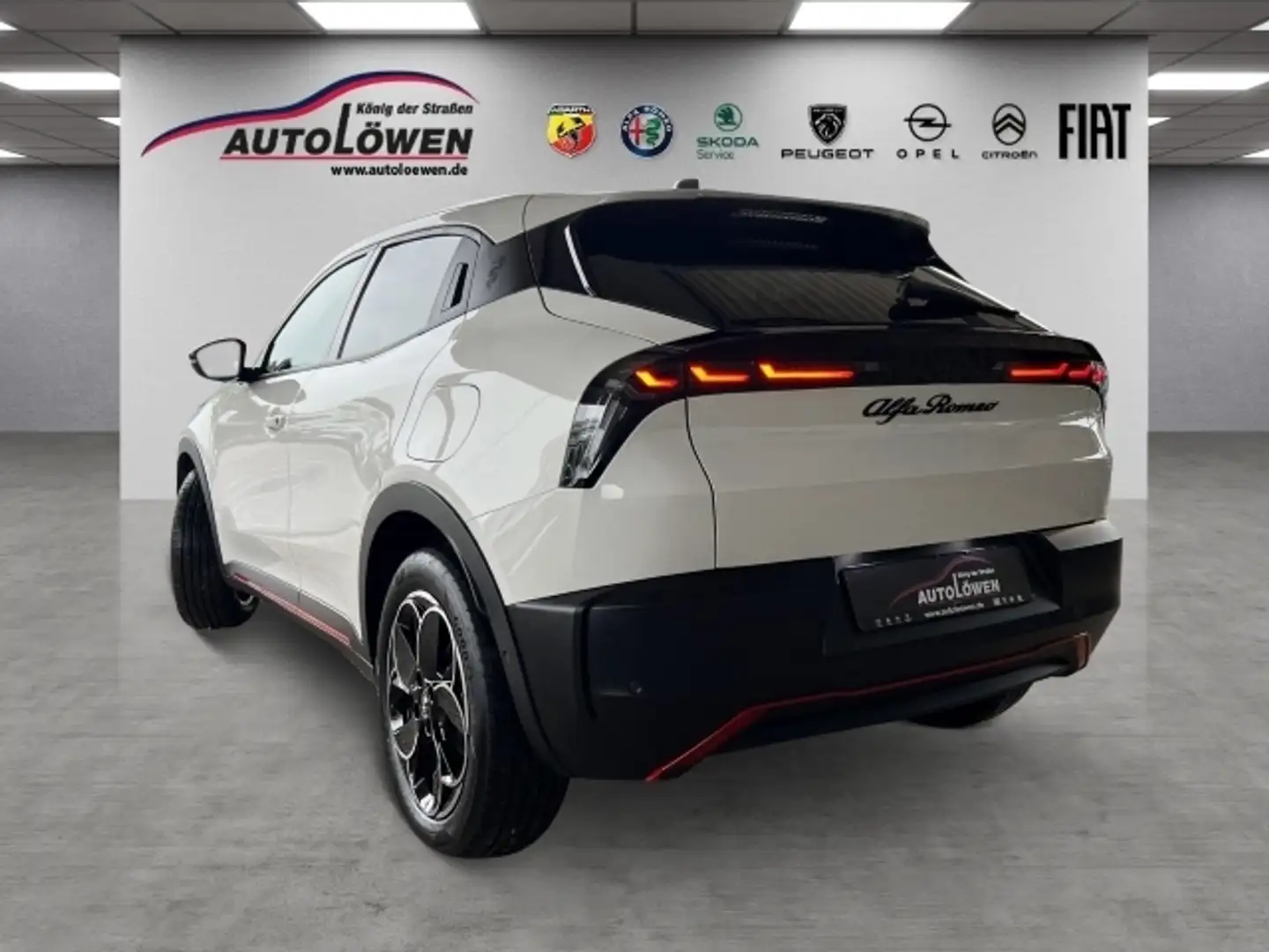 Alfa Romeo Junior Elettrica Speciale Bianco - 2