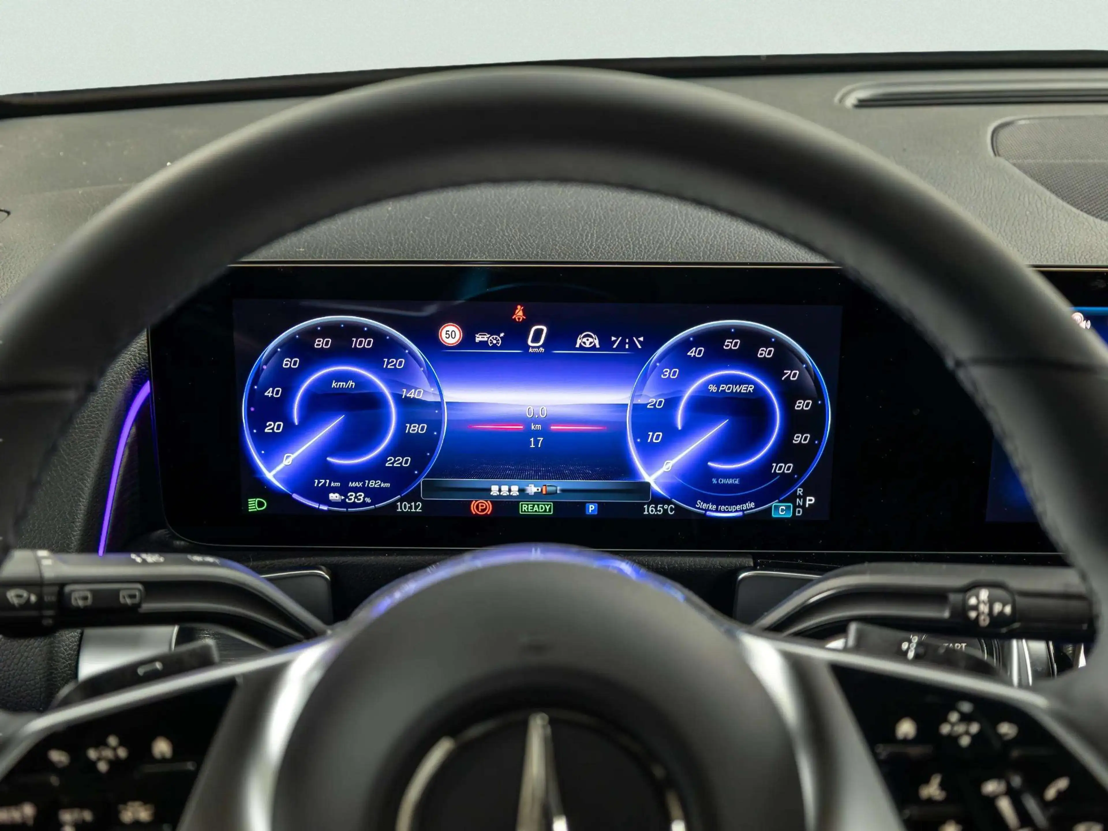 Mercedes-Benz EQB 250 250+ Business Solution Luxury 71 kWh — photo 14