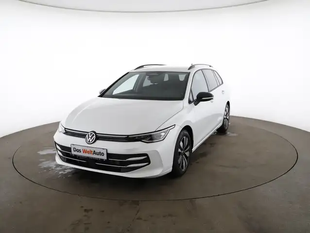 Volkswagen Golf view 3