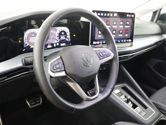 Volkswagen Golf view 11