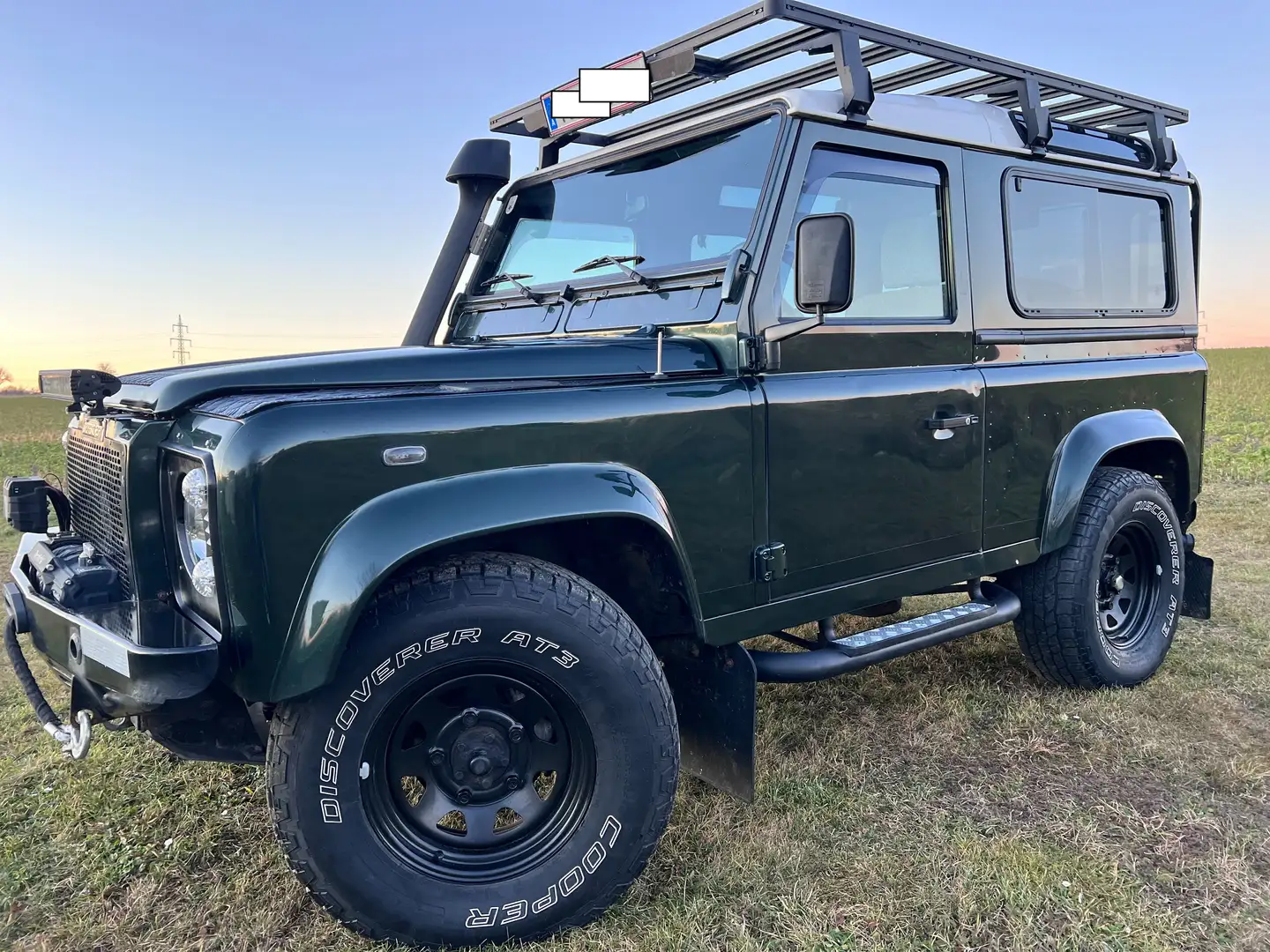 Land Rover Defender 90"+Station+Wagon+S+2,5+Td5 Grün - 1