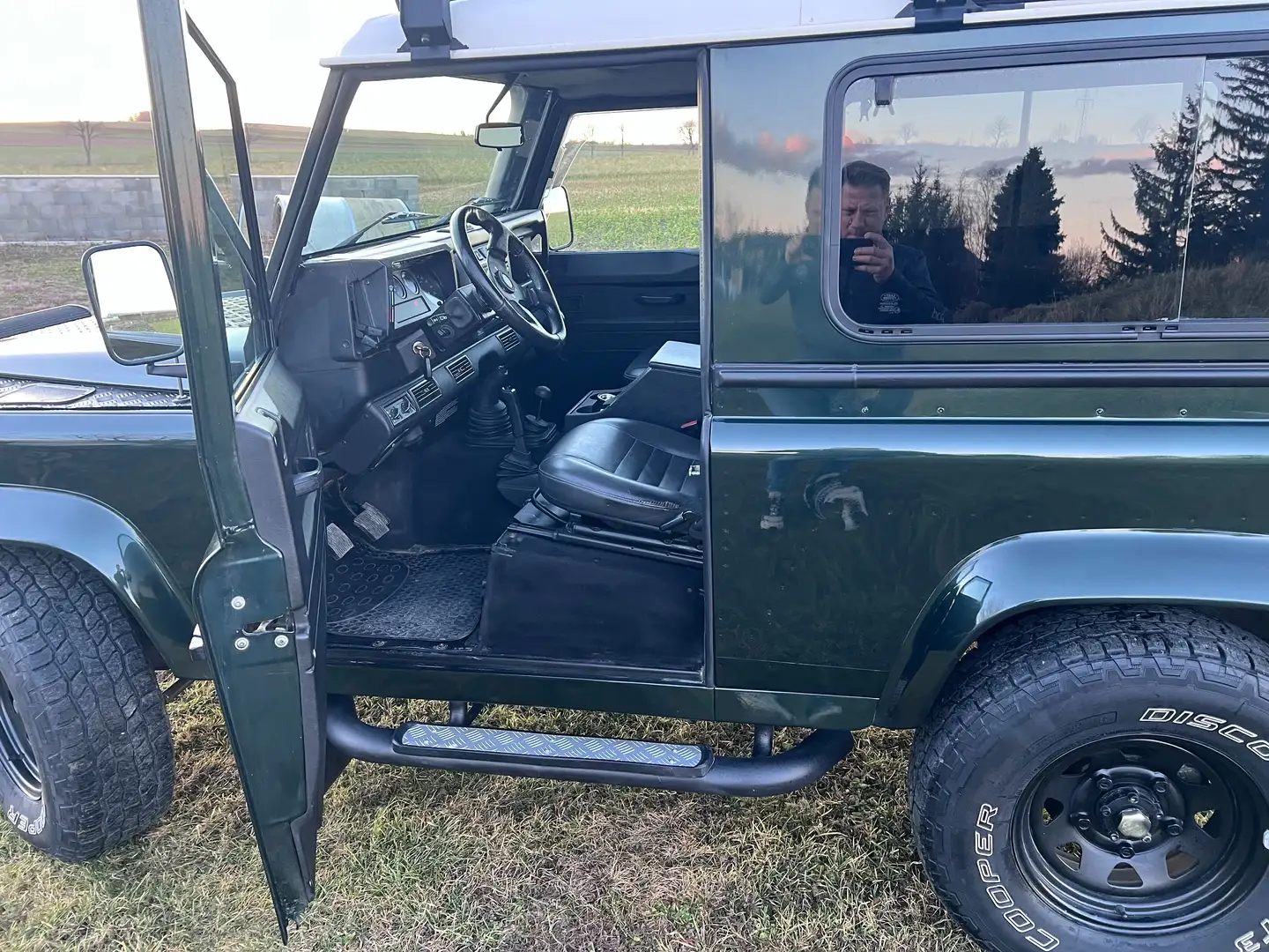 Land Rover Defender 90"+Station+Wagon+S+2,5+Td5 Grün - 2
