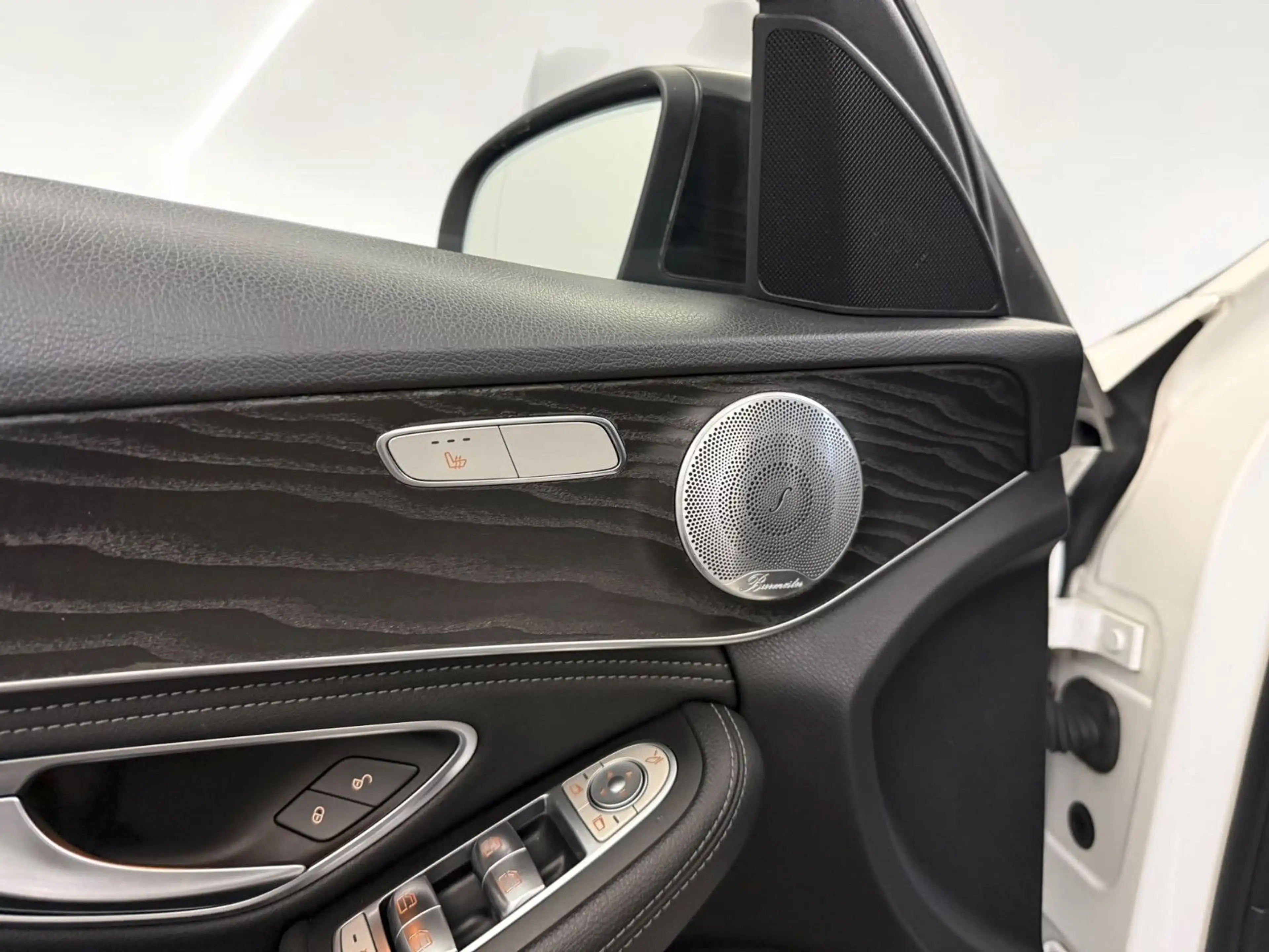 Mercedes-Benz C 400 4M*63er HECK*AIRM*KAM*NAVI*BURM*KEYLES*20Z — photo 14