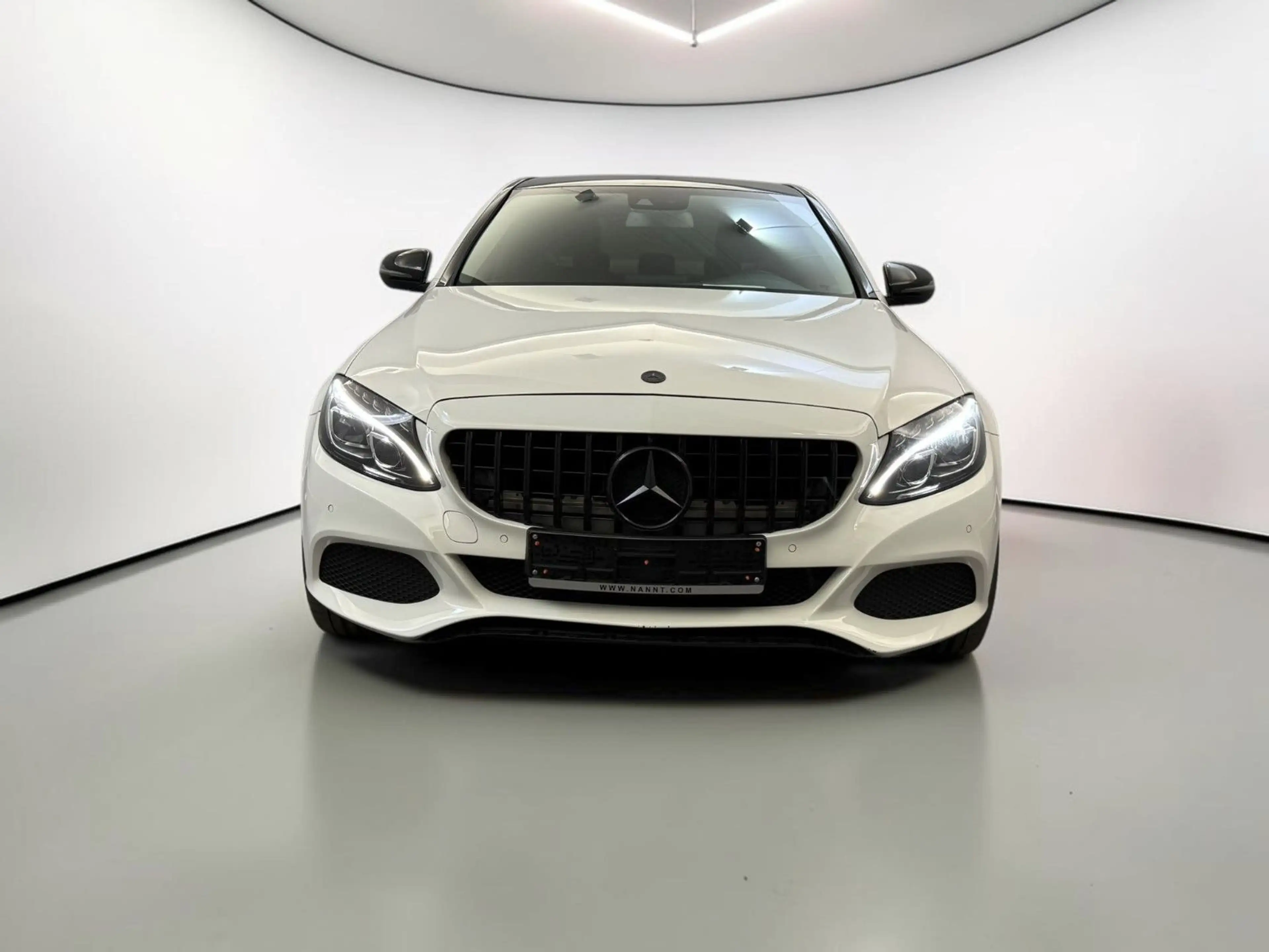Mercedes-Benz C 400 4M*63er HECK*AIRM*KAM*NAVI*BURM*KEYLES*20Z — photo 2