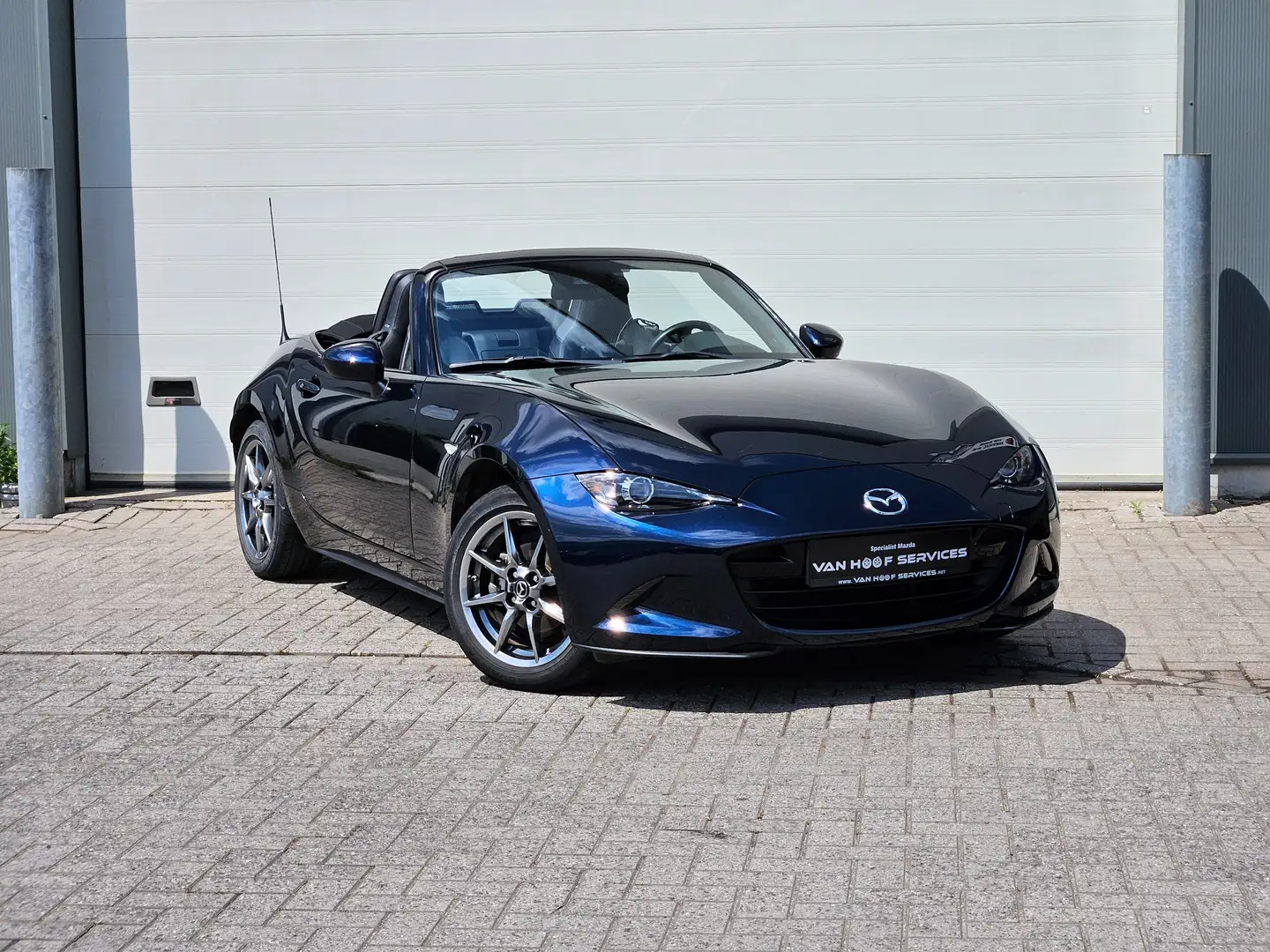 Mazda MX-5 1.5i Skyactiv-G Skycruise Sport (EU6d) Modrá - 1